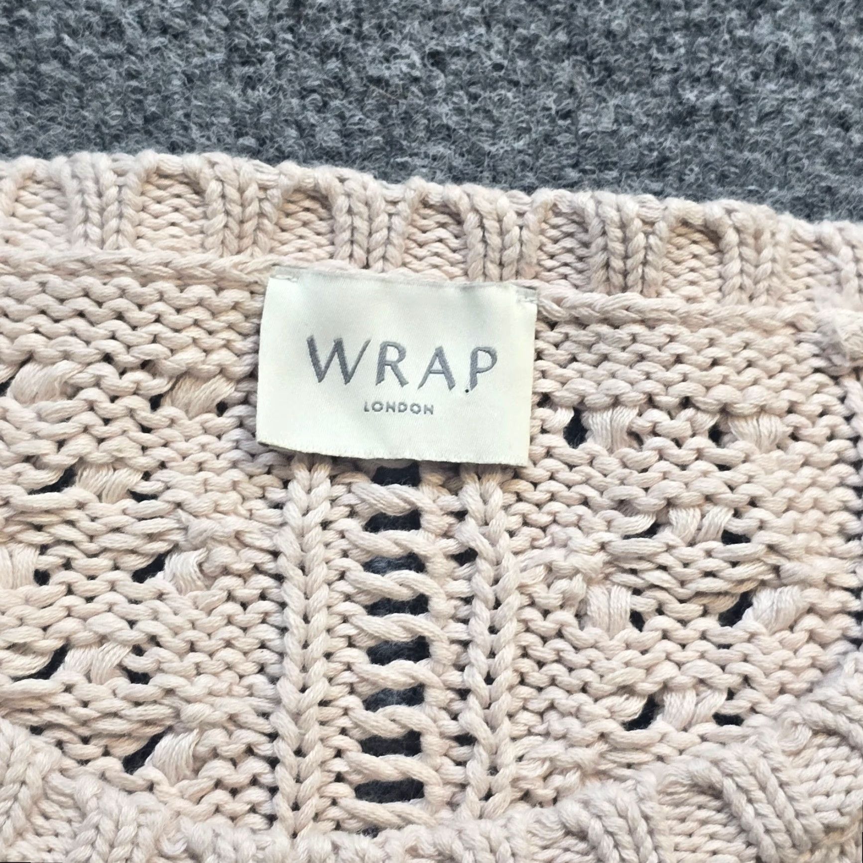 Vintage Wrap London Sweater Women Size 8 Beige Crochet Knit Long Sleeve Pullover Regular Knit Open-Knit Casual Fall Winter Spring 8 Women Beige Size M / US 6-8 / IT 42-44 - 3 Thumbnail