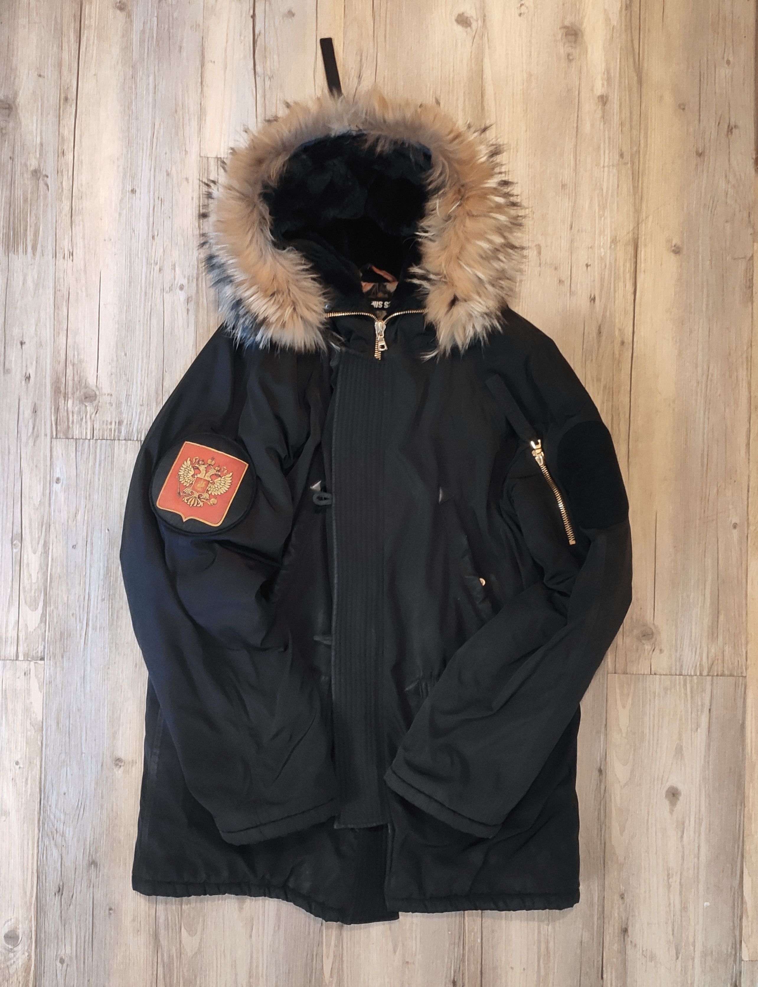 Denis Simachev FW2011 alaska coat.Like Vetements or Balenciaga Size US L / EU 52-54 / 3 - 1 Thumbnail