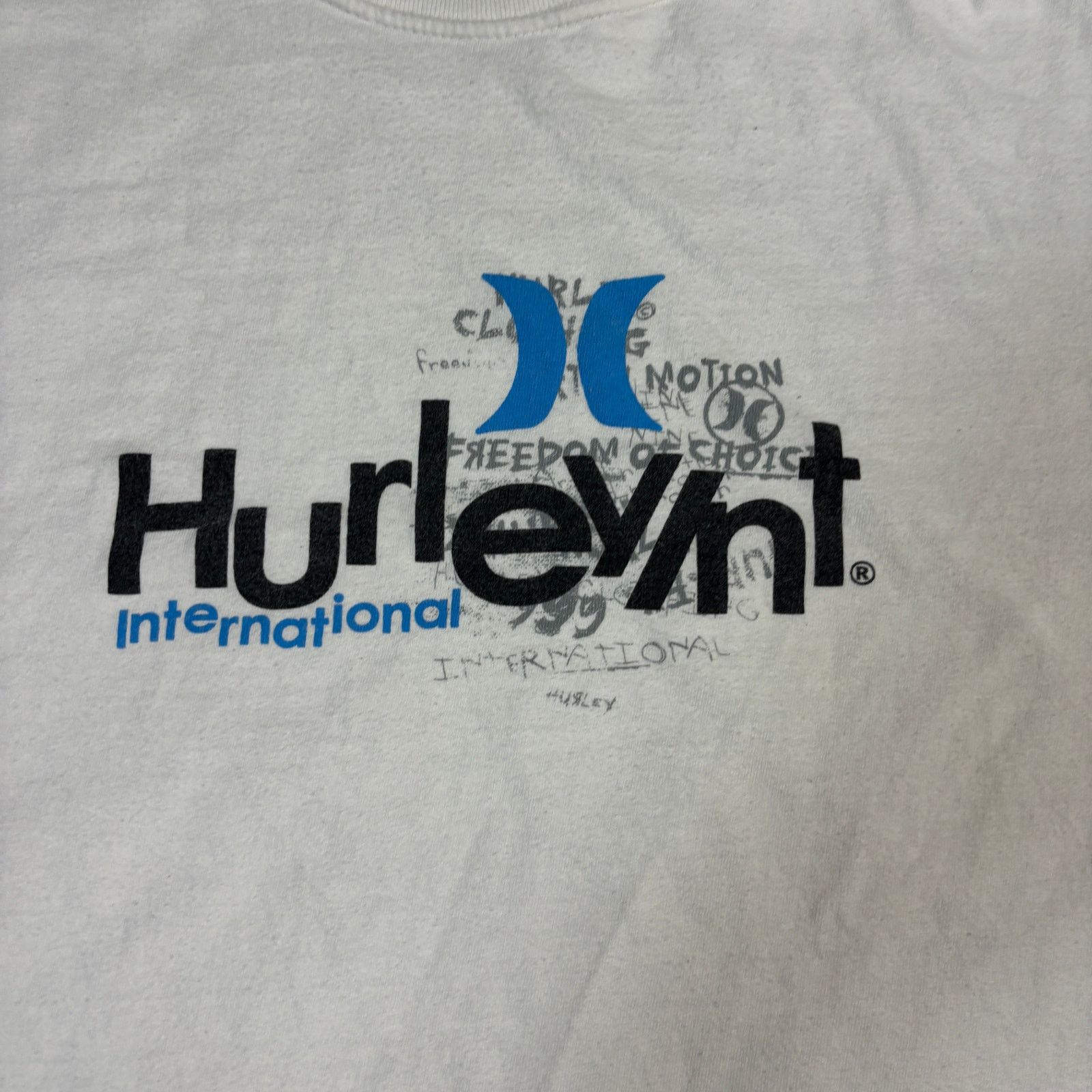 Hurley vintage y2k 2000s hurley international tshirt large surfwear Size US L / EU 52-54 / 3 - 3 Thumbnail