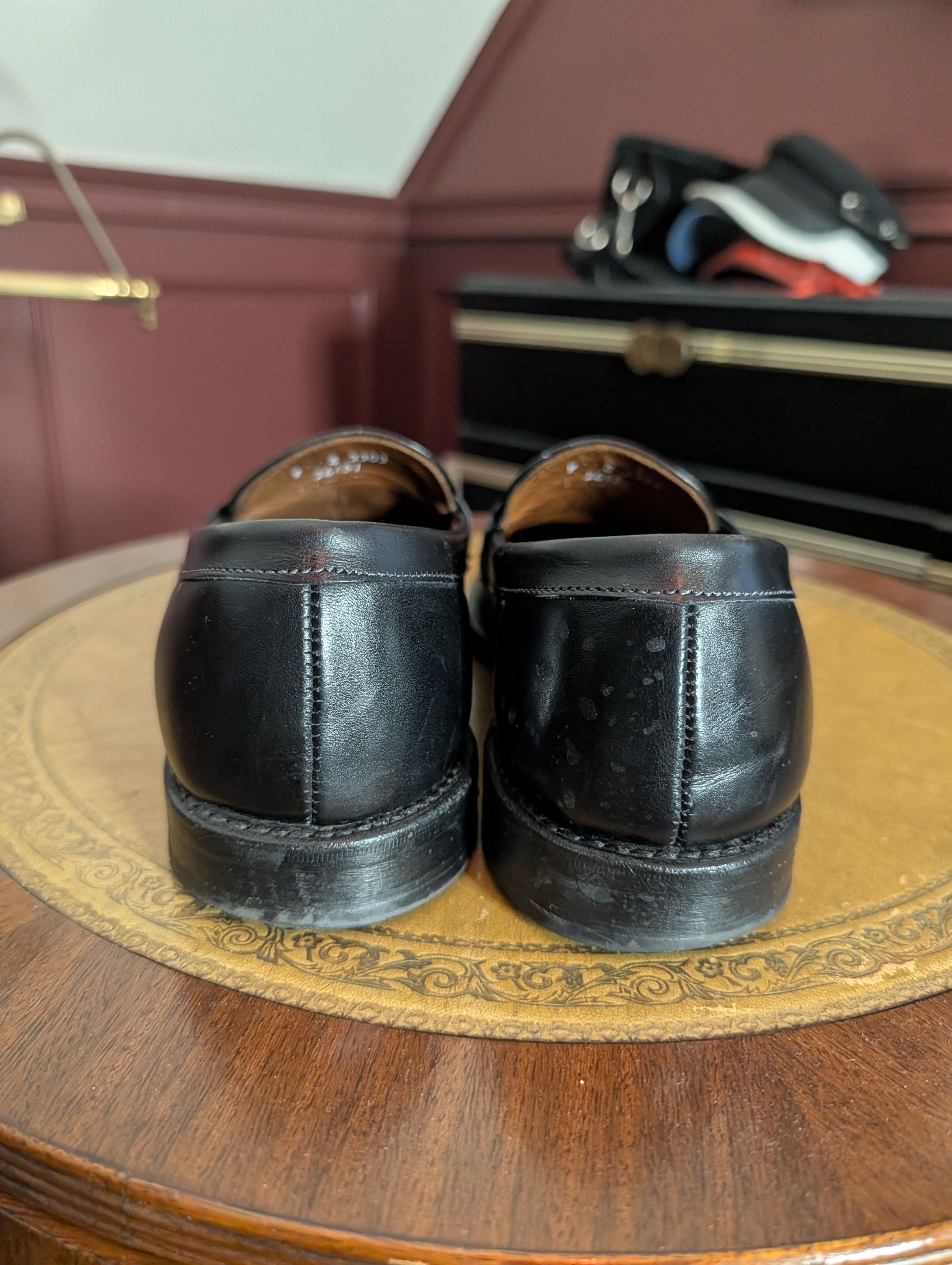 Allen Edmonds Black leather Pasadena slip-on MiUSA loafers metal detail Size US 9.5 / EU 42-43 - 5 Thumbnail