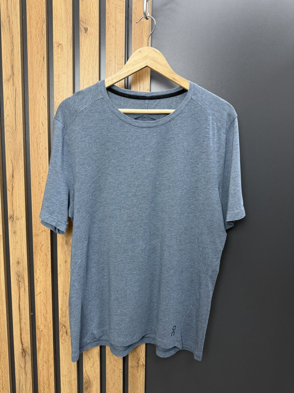 Other On Running Active-T Perfomance T-Shirts Size L Size US L / EU 52-54 / 3 - 1 Thumbnail