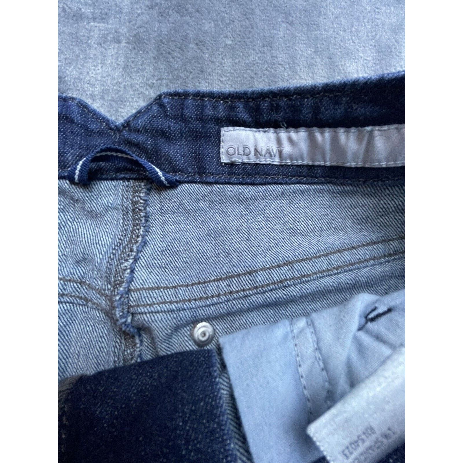Old Navy Old Navy Jean Skirt Womens 4 Dark Denim Slit Modest Size 27" / US 4 / IT 40 - 4 Thumbnail