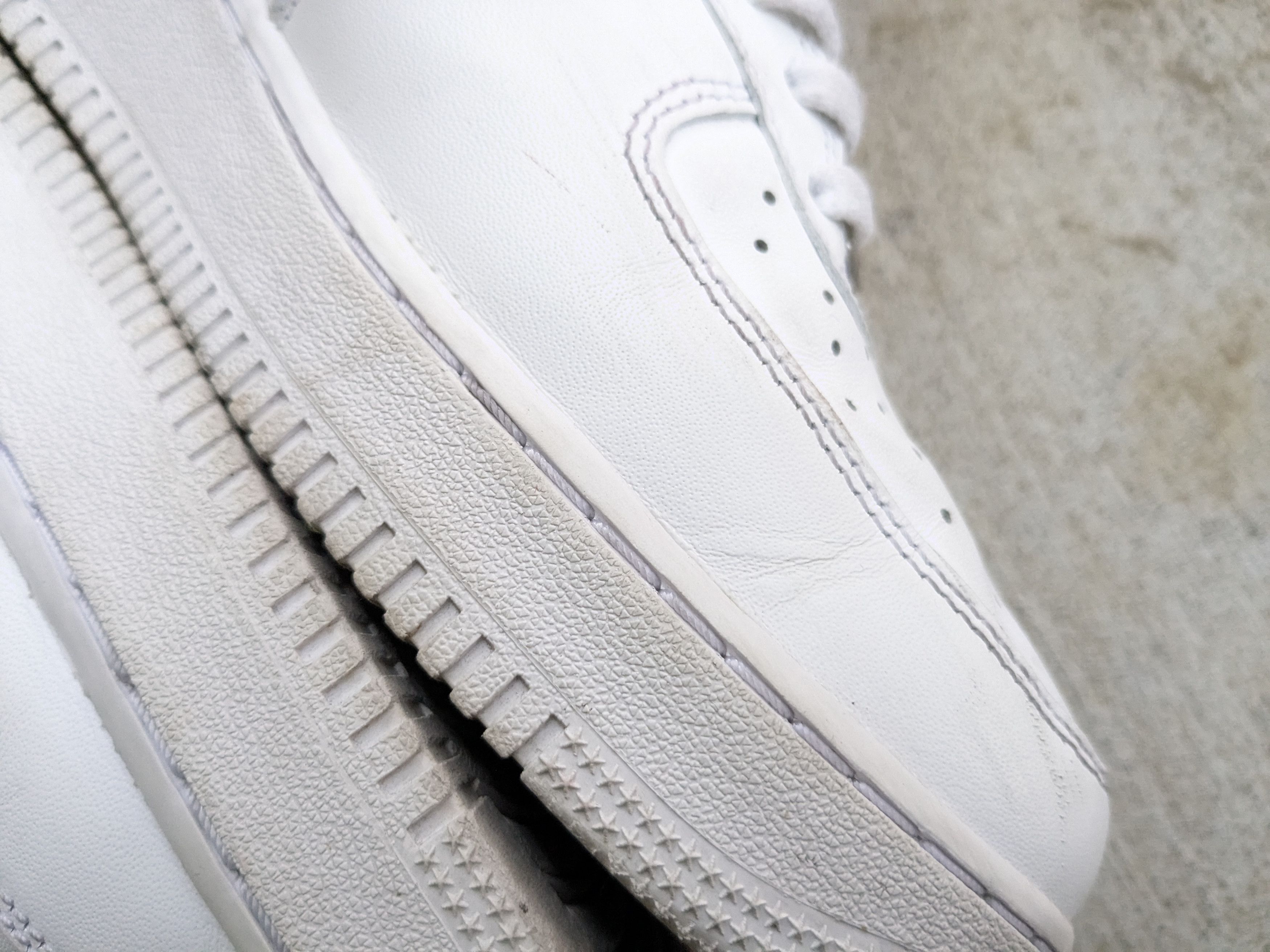 Nike Nike Air Force 1 AF1 Triple White 11 Low Tops Leather Size US 11 / EU 44 - 10 Thumbnail