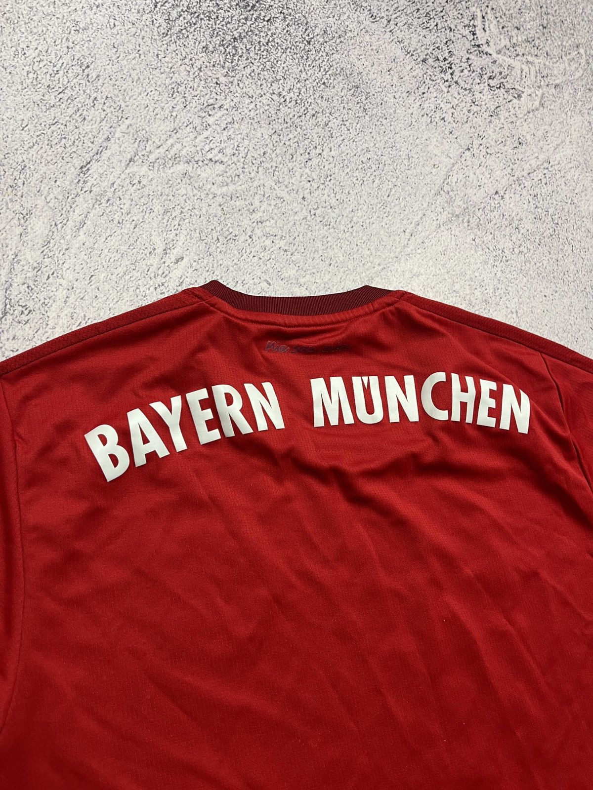 Adidas Bayern Munich 2015-2016 Home Soccer Jersey Football Shirt Size US L / EU 52-54 / 3 - 13 Thumbnail