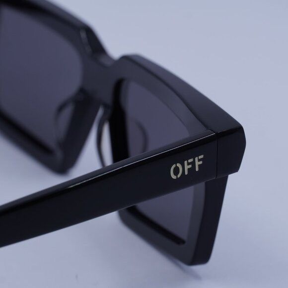 Off-White Off-White OERI142 WINDSOR 1007 Sunglasses Black Square Frame Size ONE SIZE - 9 Thumbnail