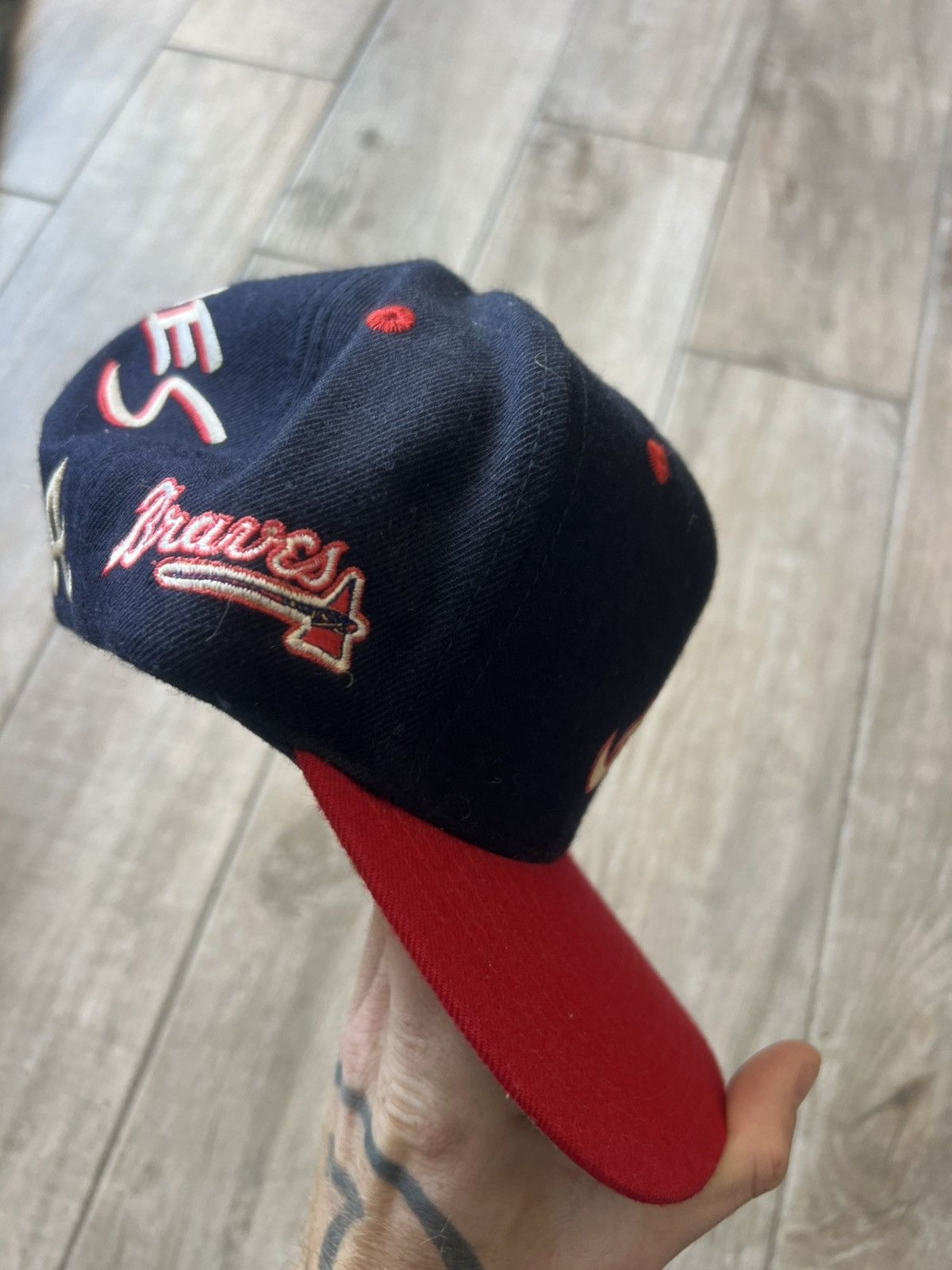 Other 1997 Braves Vintage Hat Size ONE SIZE - 1 Thumbnail