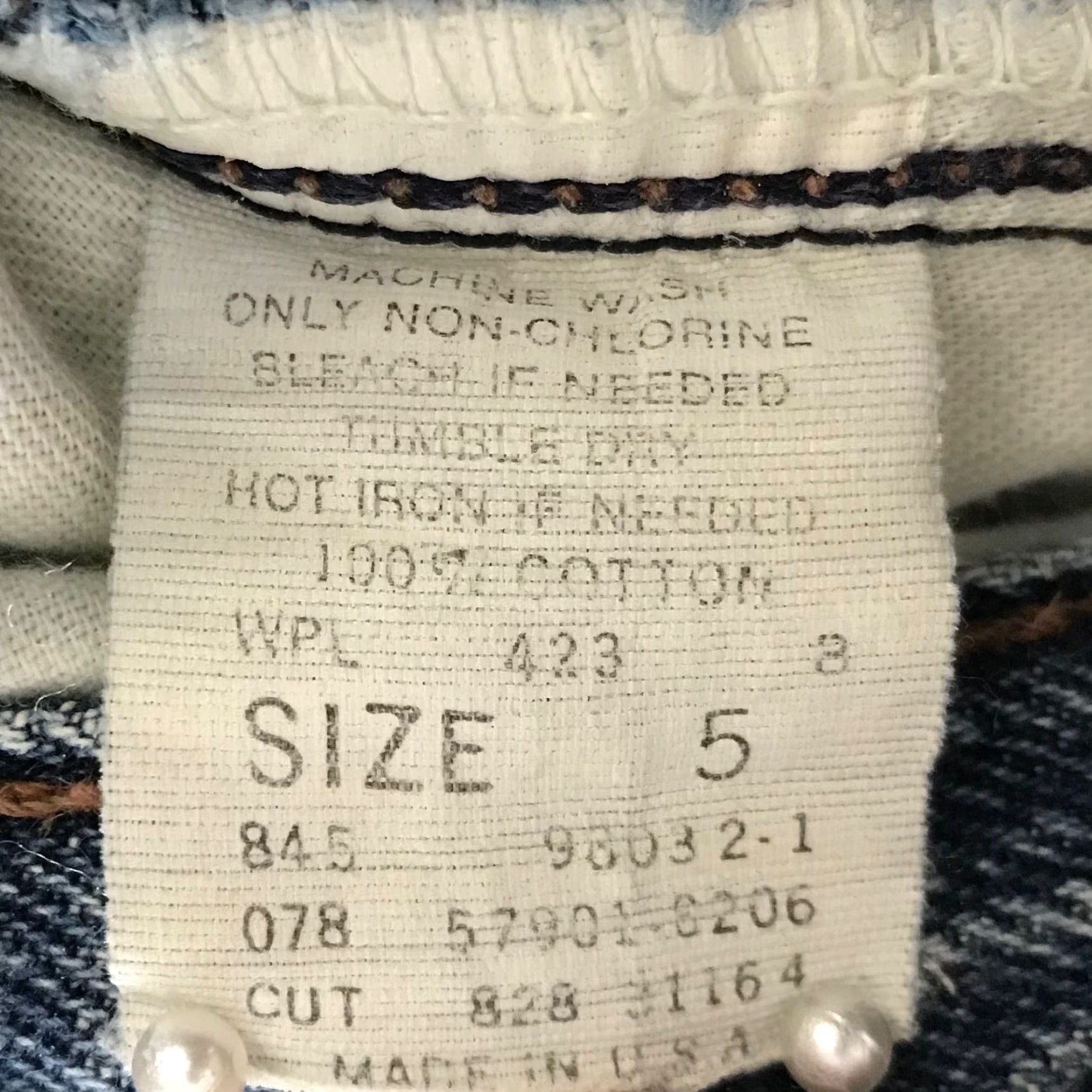 Levi's VINTAGE Levi’s 901 Orange Tab High Rise Tapered Mom Jeans Womens 22 Blue Denim Jeans 80s 90s Womens Size 40" / US 18 - 3 Thumbnail