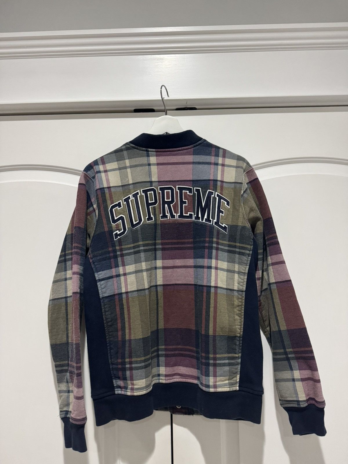 Supreme Supreme Plaid Snap Front Sweat Size US M / EU 48-50 / 2 - 1 Thumbnail