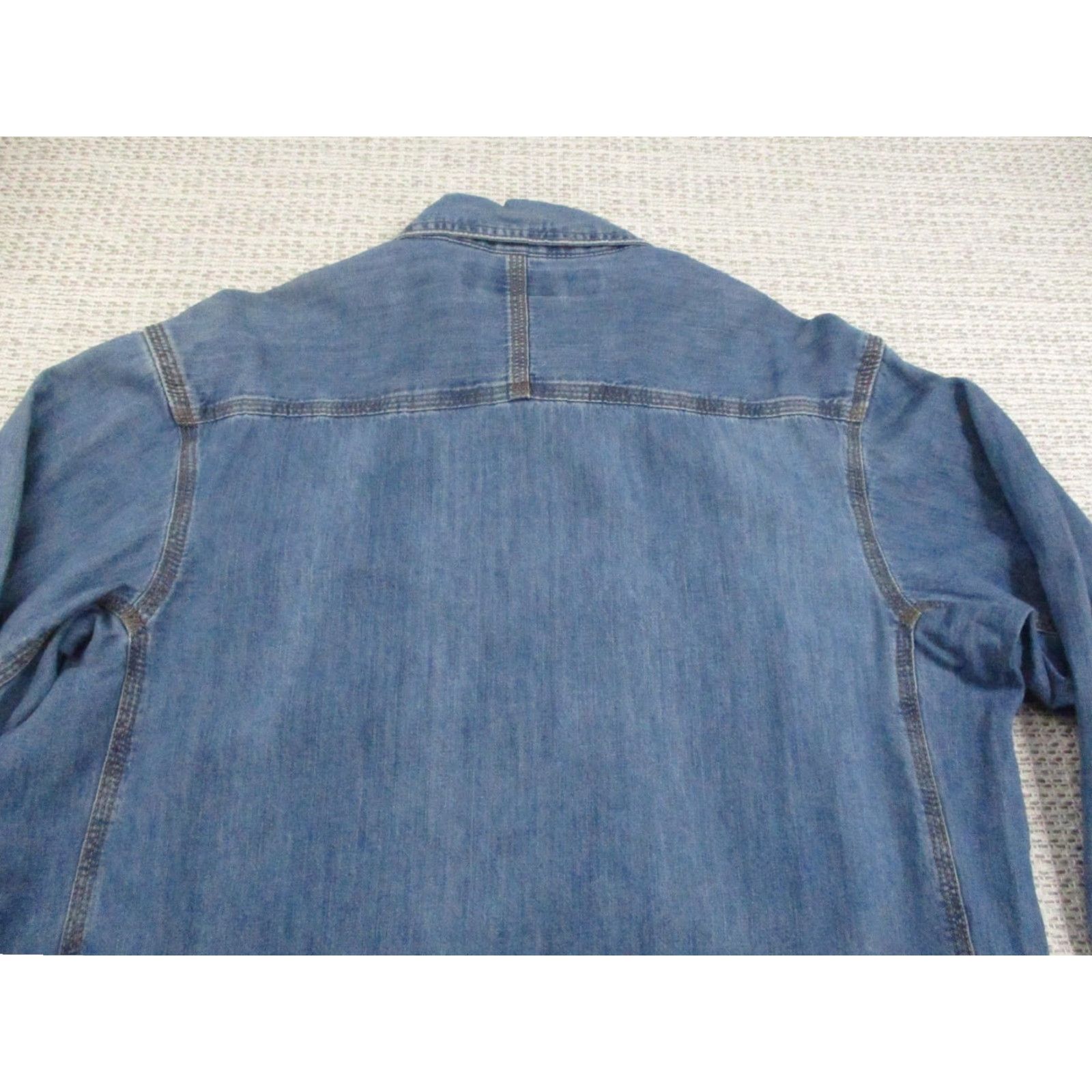 Wrangler VINTAGE Wrangler Riggs Workwear Shirt Mens Medium Blue Denim Button Up Long Sleeve Size US XL / EU 56 / 4 - 6 Thumbnail