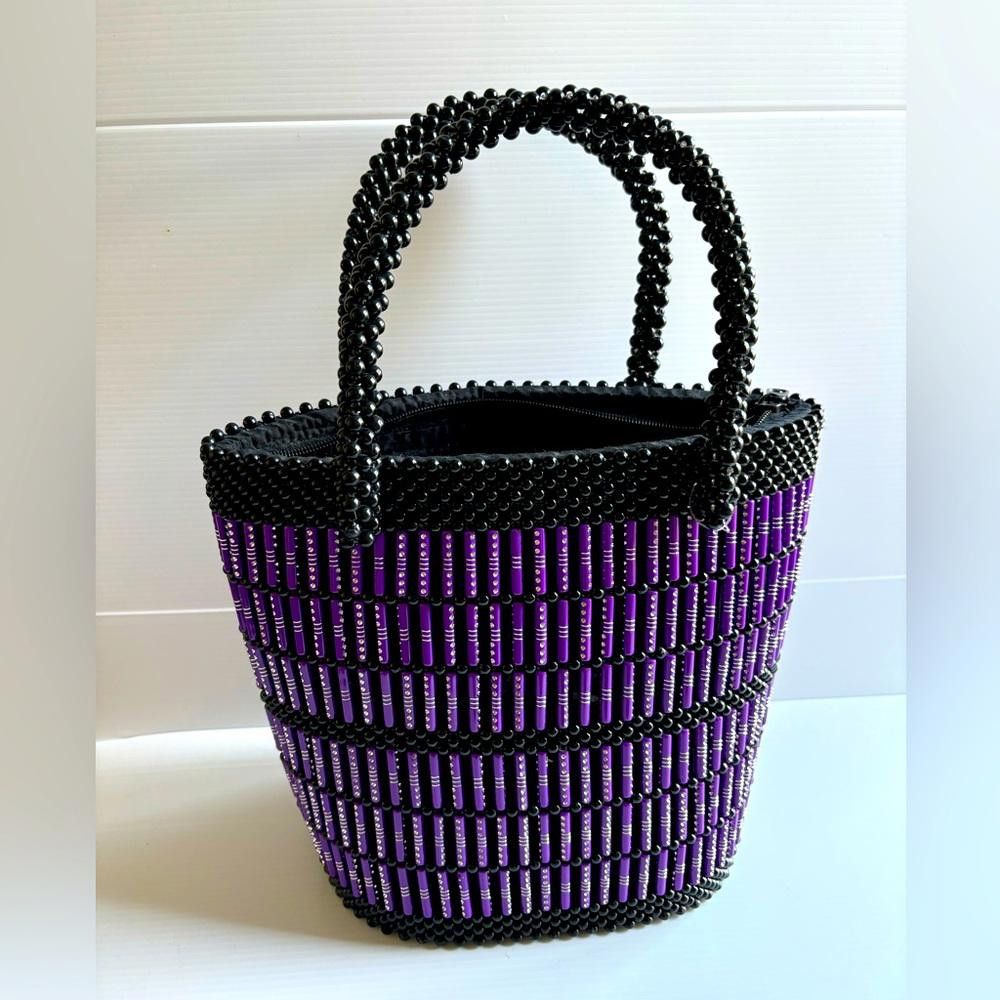 Designer Rare Beaded Purse Size ONE SIZE - 1 Thumbnail