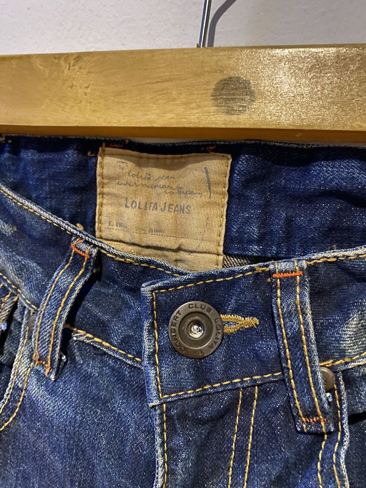 Japanese Brand × Tornado Mart Distressed Yoshitomo Nara X Lolita Cross Low Rise Jeans Size US 28 / EU 44 - 5 Thumbnail