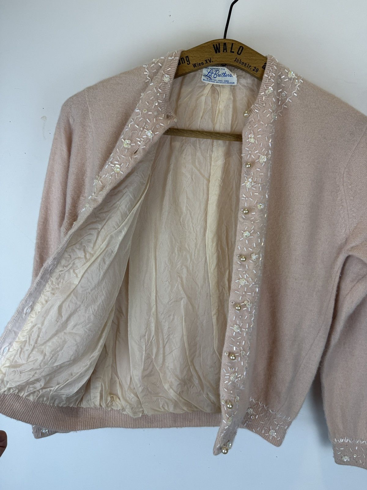 Vintage Vintage 1950s Lit Brothers Pink Beaded Wool Angora Cardigan Size S / US 4 / IT 40 - 14 Thumbnail