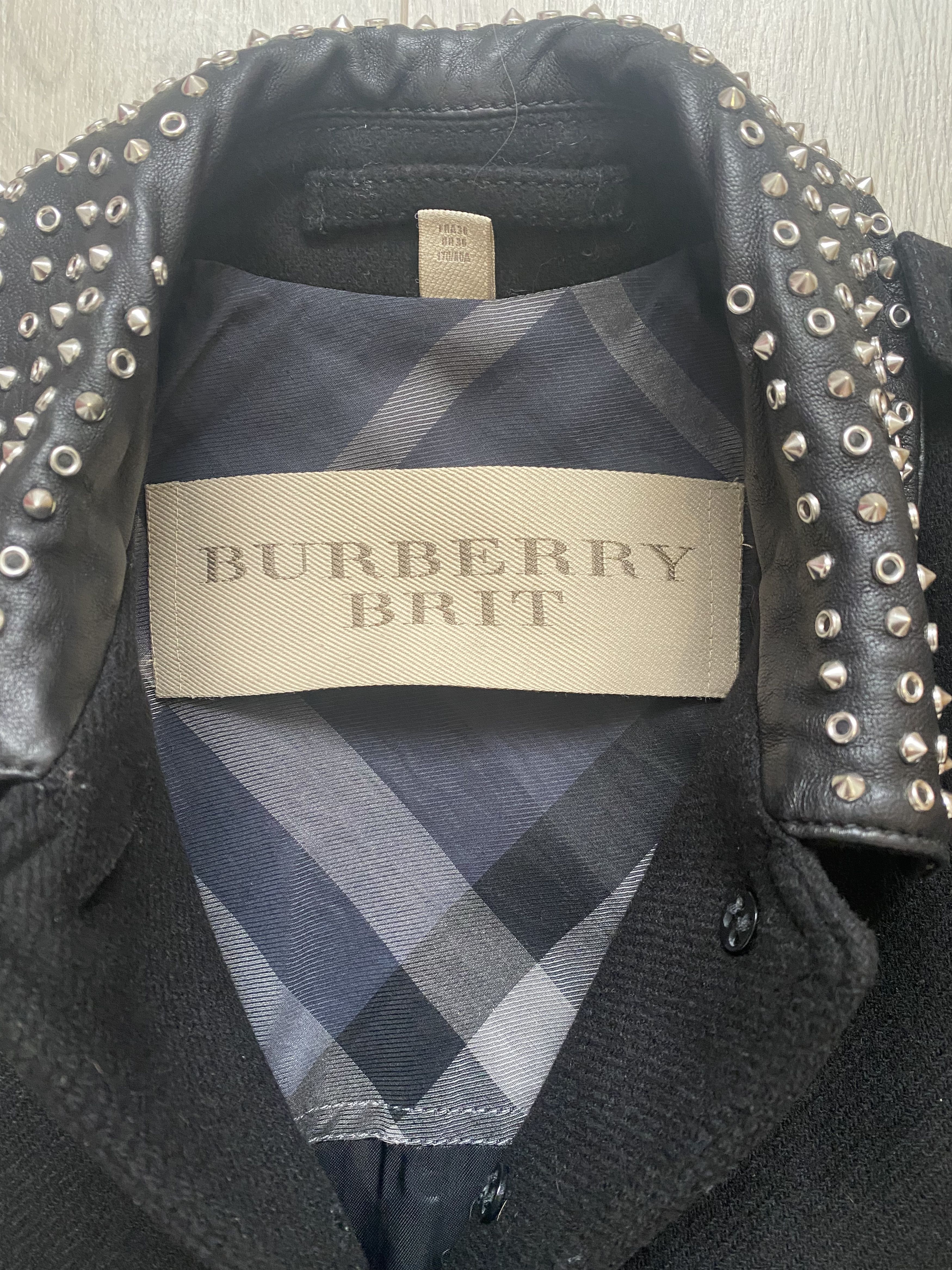 Burberry Burberry Brit Classic Designers Coat / Jacket Size S / US 4 / IT 40 - 2 Thumbnail
