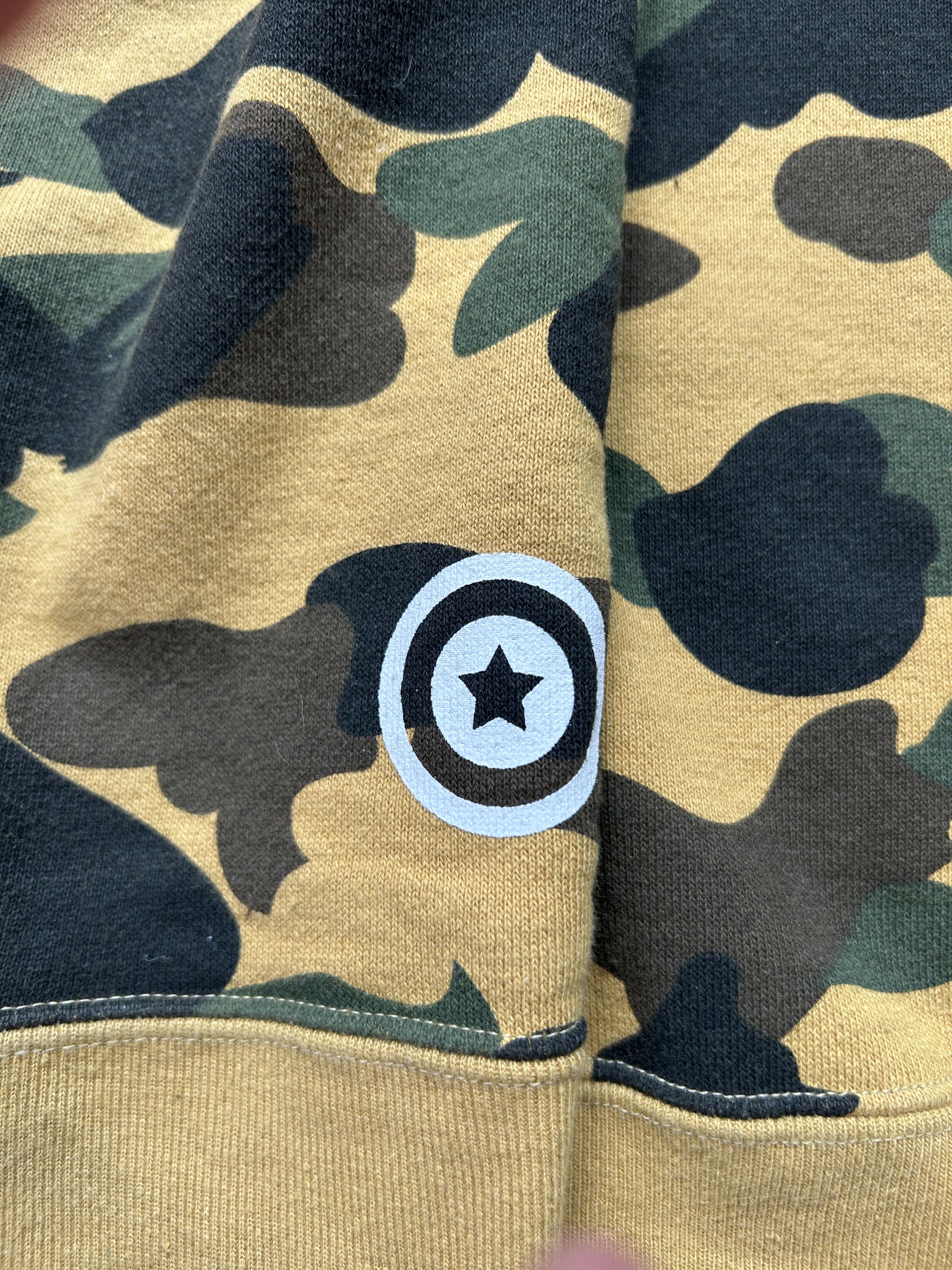 Bape A Bathing Ape 1st Camo Yellow Shark Full Zip Hoodie [Size S] Size US S / EU 44-46 / 1 - 8 Thumbnail
