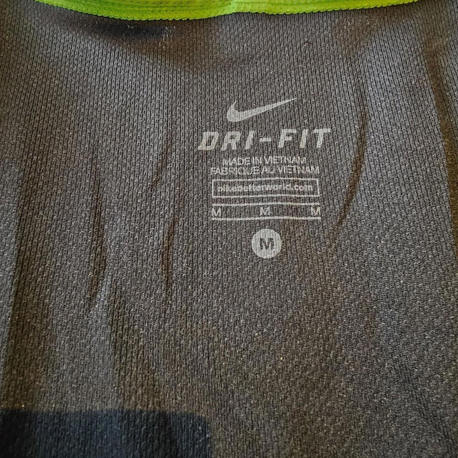 Nike Nike Men's Black and Green Tank Size US M / EU 48-50 / 2 - 4 Thumbnail