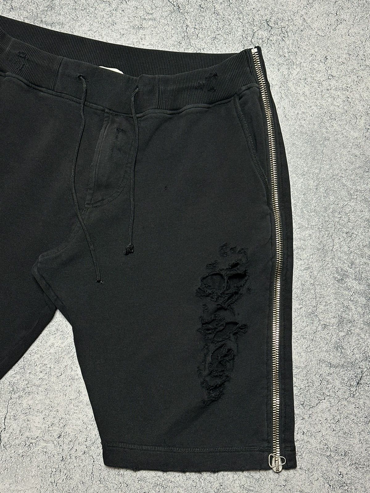 Pierre Balmain Pierre Balmain Distressed Zip Shorts Size US 34 / EU 50 - 3 Thumbnail