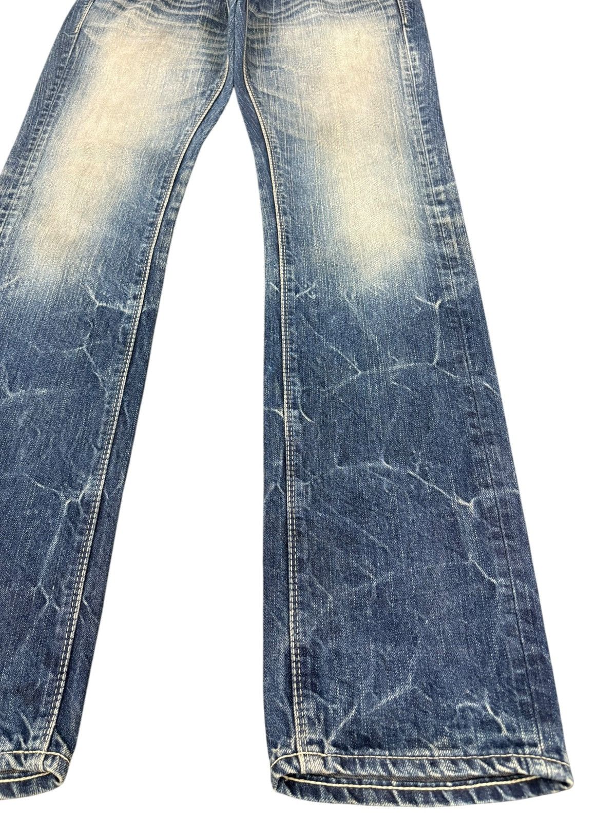 Japanese Brand Vintage Vanquish X Murder Licence Mud Faded Wash Jeans Size US 32 / EU 48 - 6 Thumbnail
