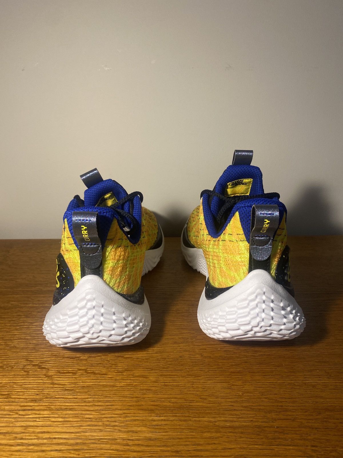 Under Armour Curry 10 “Bang Bang” Size US 14 / EU 47 - 6 Thumbnail