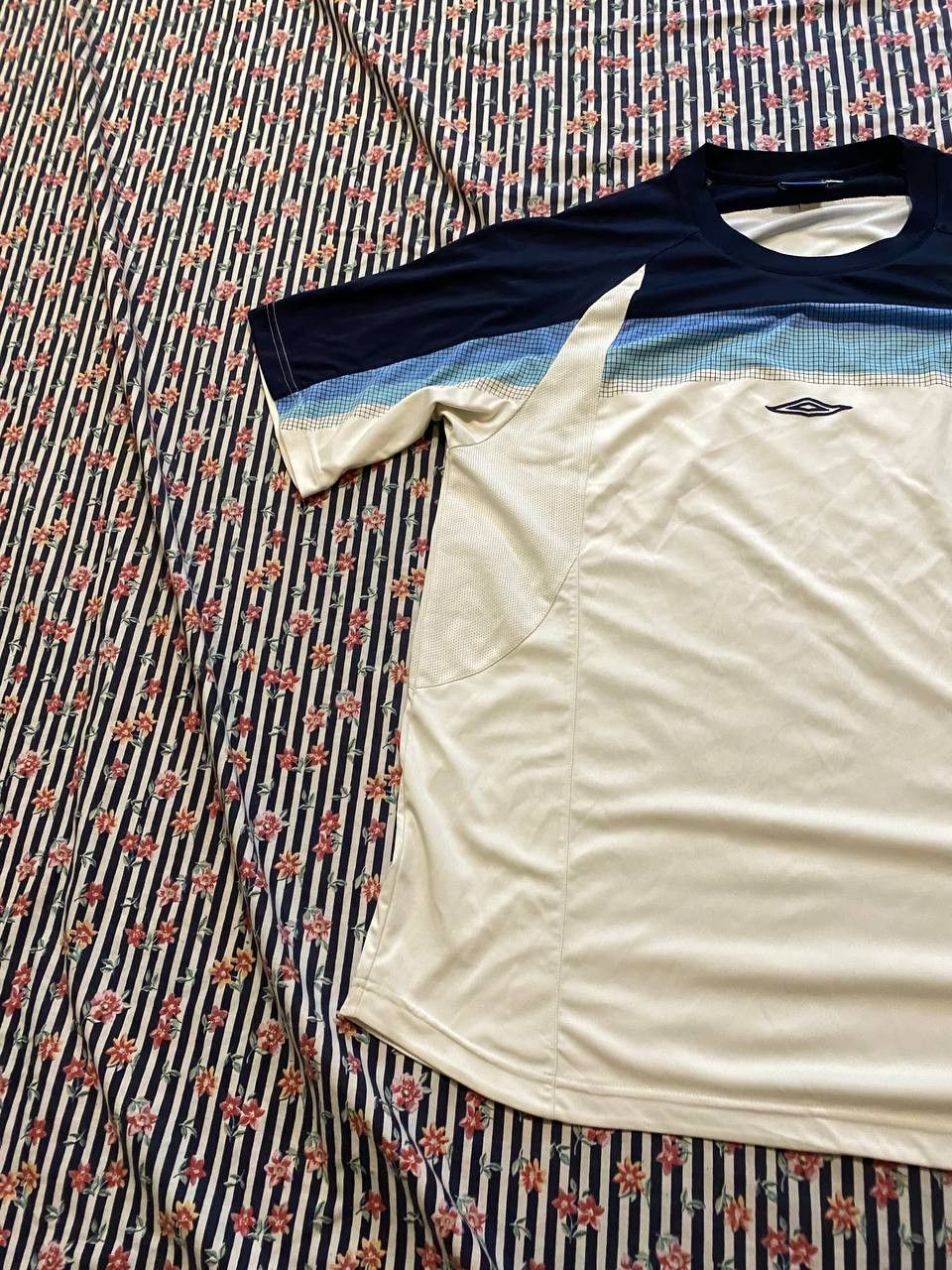 Umbro Vintage Umbro Y2K Logo Short Sleeve T-Shirt Size XL Size US XL / EU 56 / 4 - 3 Thumbnail