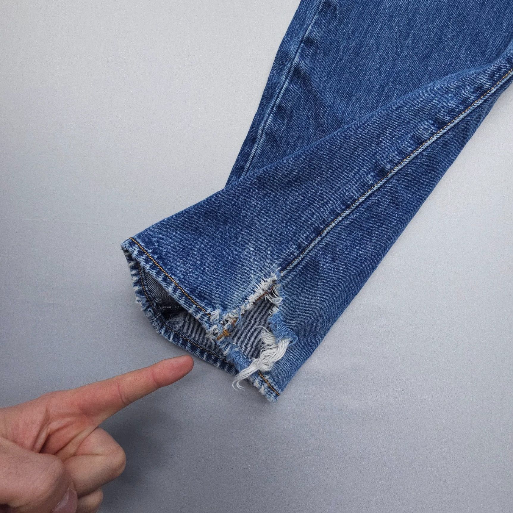 Levi's Levi's 501 Straight Button Fly Jeans Mens 34 x 32 (30" Inseam) Faded Blue Denim Size US 34 / EU 50 - 3 Thumbnail
