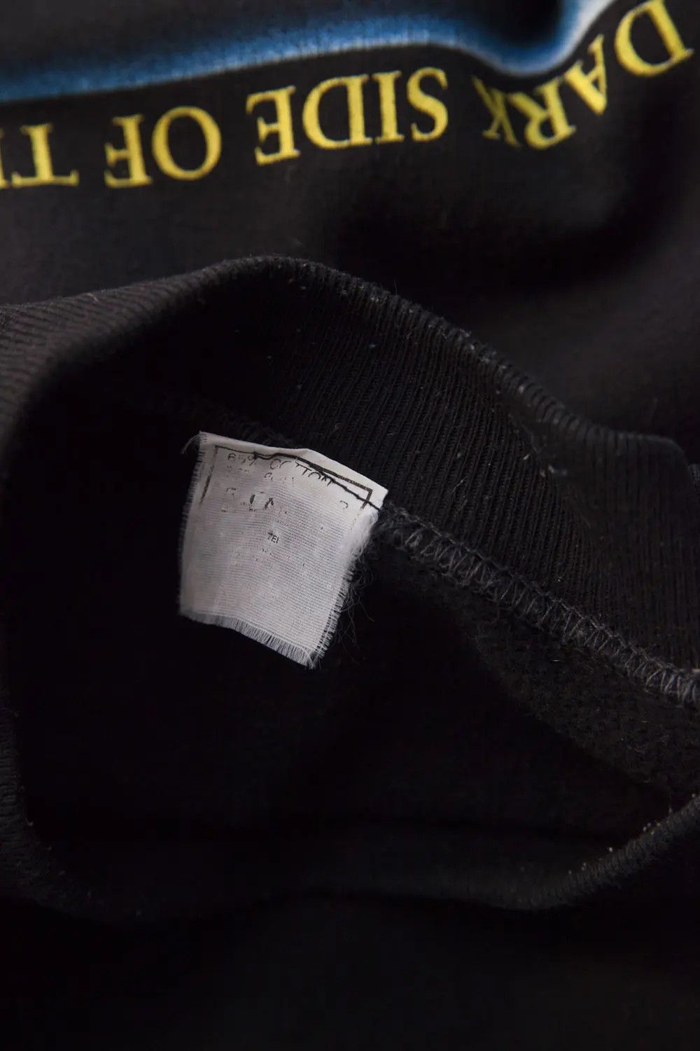 Vintage 1992 Pink Floyd Dark Side Of The Moon sweatshirt Size US M / EU 48-50 / 2 - 6 Thumbnail