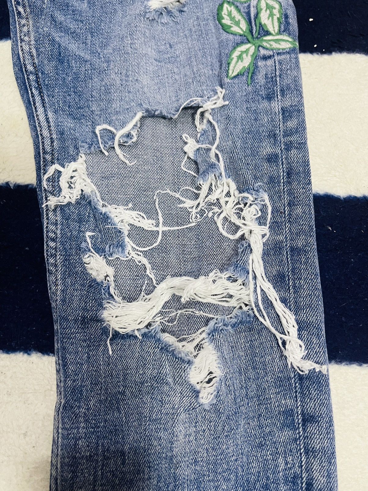 Zara Distressed Zara Man Jeans (11) Size US 28 / EU 44 - 10 Thumbnail