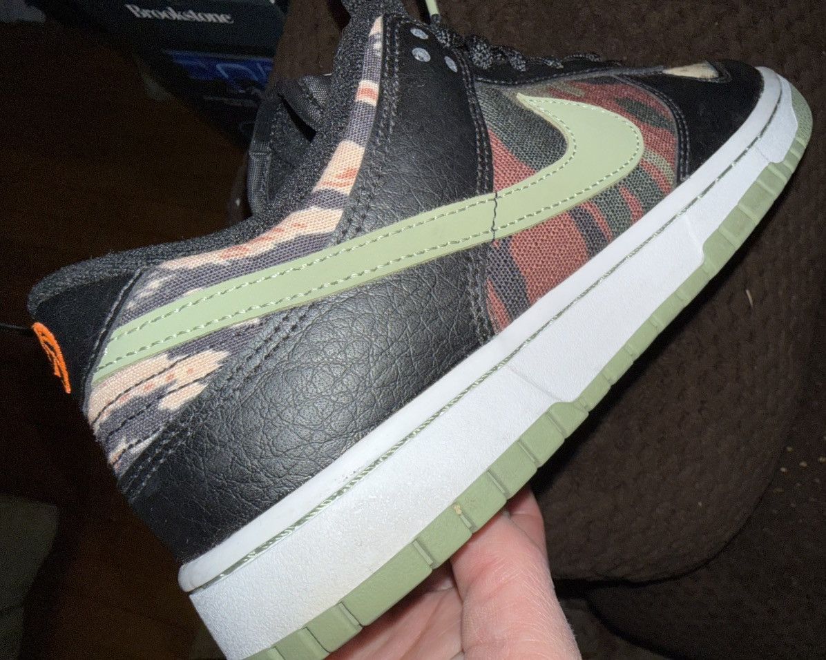 Nike Nike Dunk Low SE Black Multi Camo “Crazy Camo” sz9m VNDS!! Size US 9 / EU 42 - 8 Thumbnail