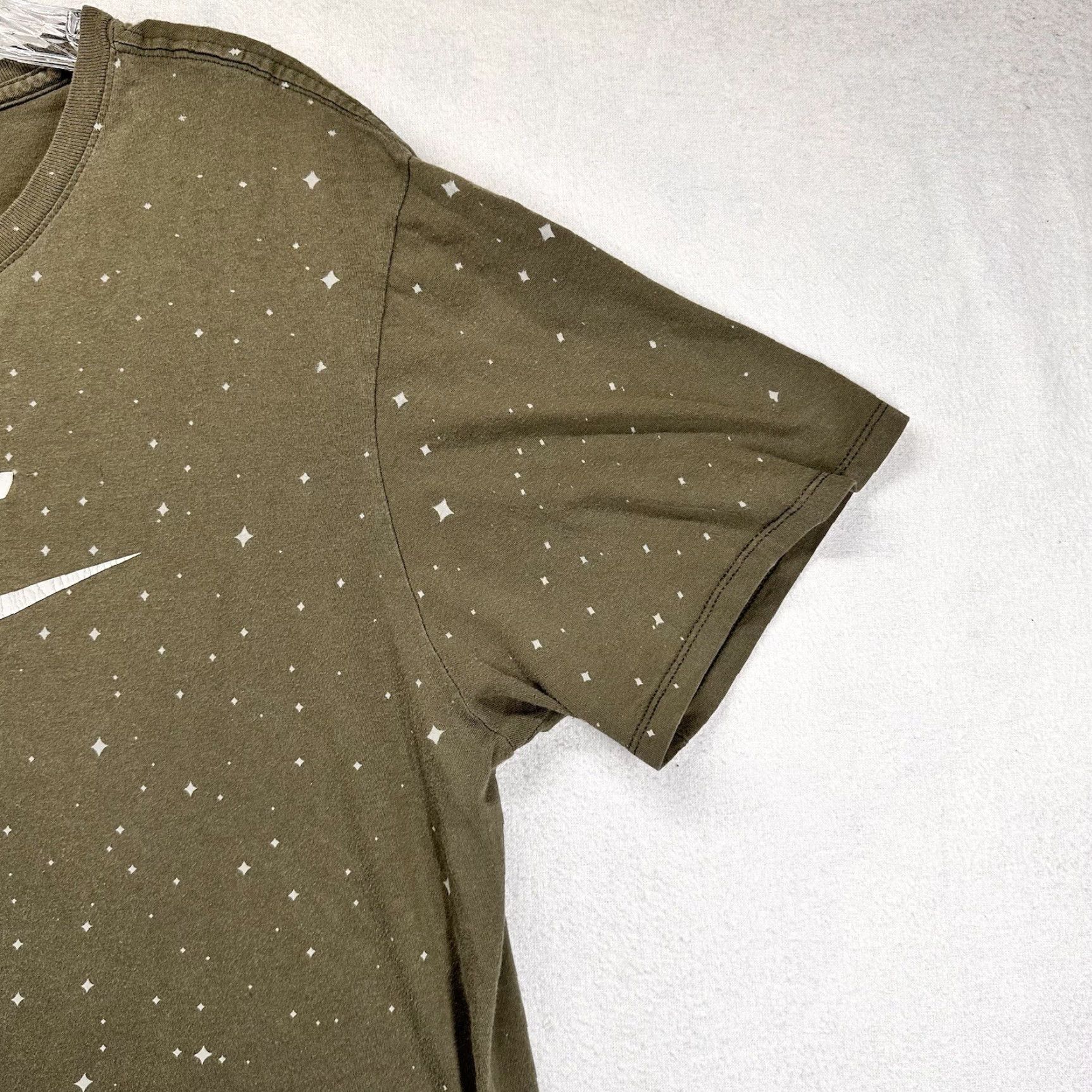 Nike Nike T-Shirt Mens Large Green Sports Logo Crew Neck Short Sleeve Breathable Cotton Size US L / EU 52-54 / 3 - 7 Thumbnail