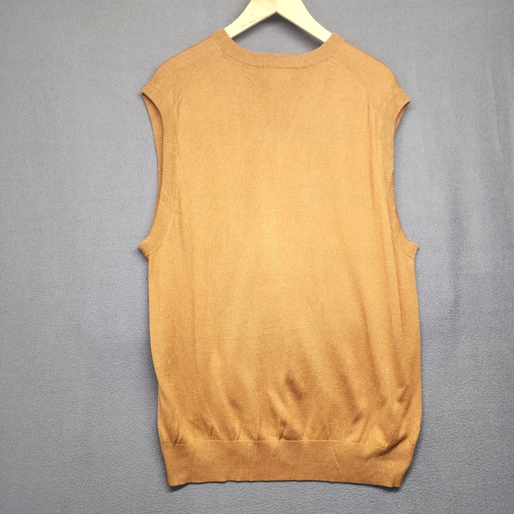 Vintage Paul Fredrick Sweater Vest Mens XL Brown Silk Cashmere Vest V-Neck Sleeveless Knit Slim Fit Mens Fall Winter Size US XL / EU 56 / 4 - 2 Thumbnail