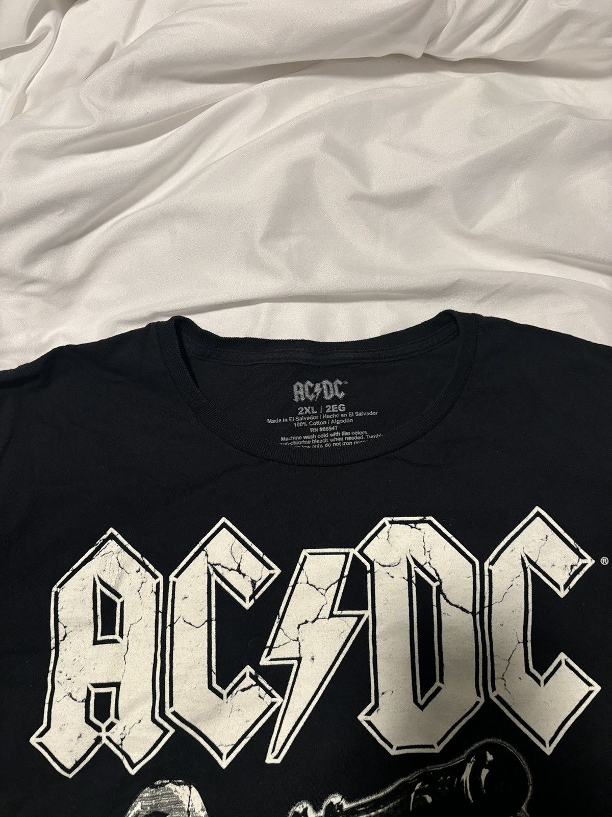 AC/DC AC/DC Black 90s Band T-Shirt Canon Rock 2XL “About To Rock” Size US L / EU 52-54 / 3 - 4 Thumbnail