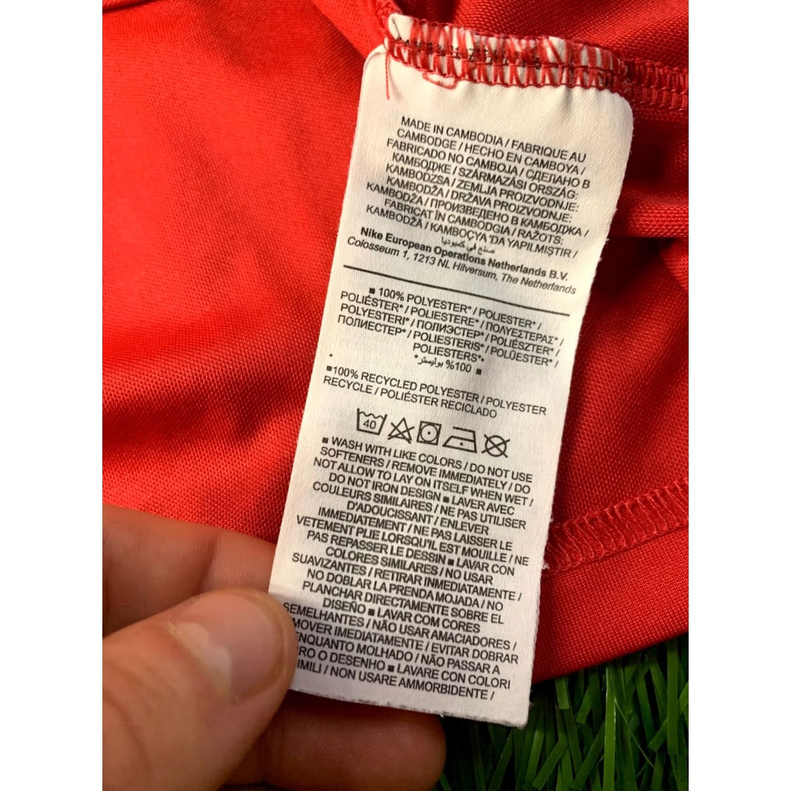Nike NIKE DRI-FIT PARK ORIGINAL 2020 MEN SHIRT JERSEY TEE SIZE L Red and White Football Short Sleeve Mens Size US L / EU 52-54 / 3 - 5 Thumbnail