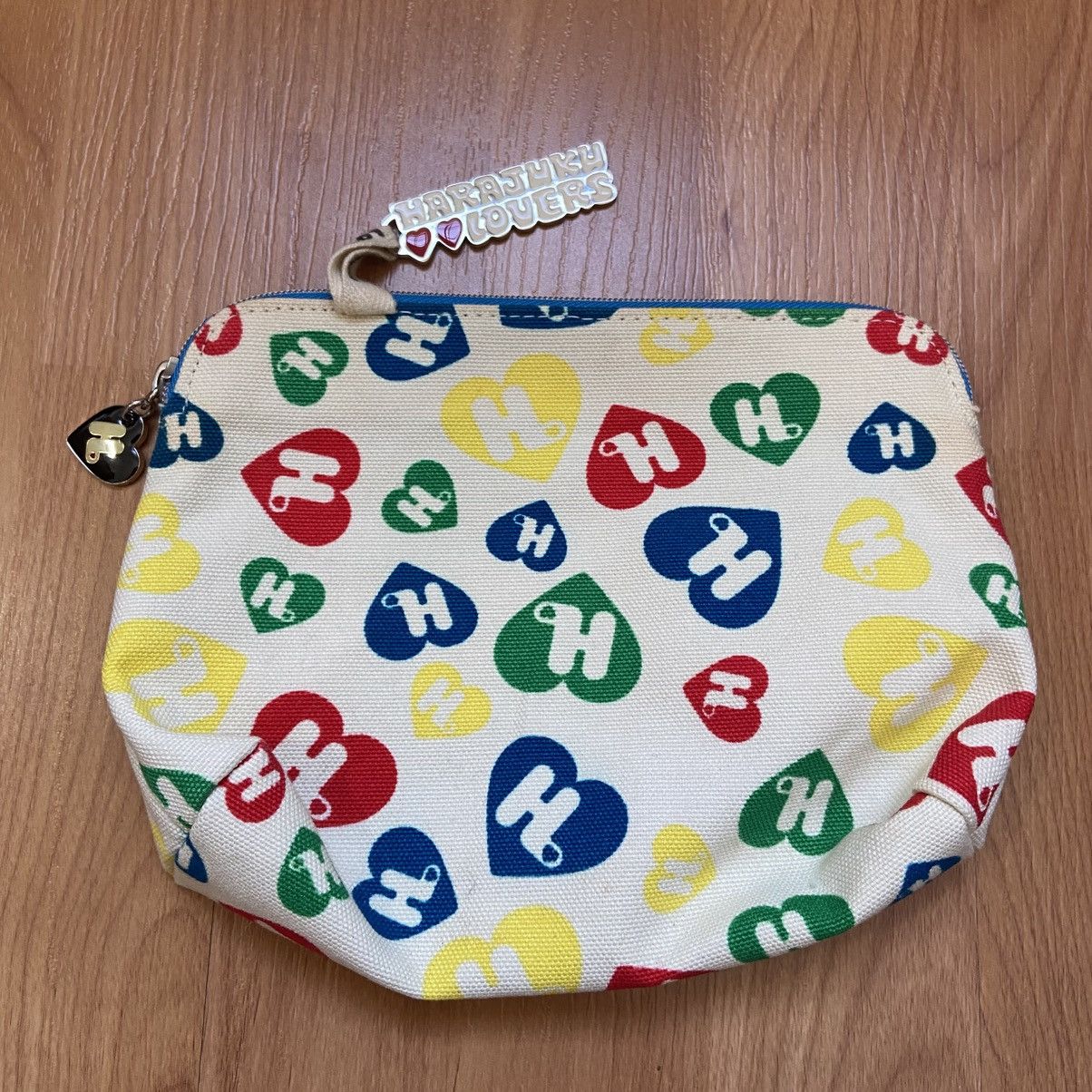 Vintage NWOT Harajuku Lovers Vintage Y2K Women’s Toiletry Bag Size ONE SIZE - 1 Thumbnail