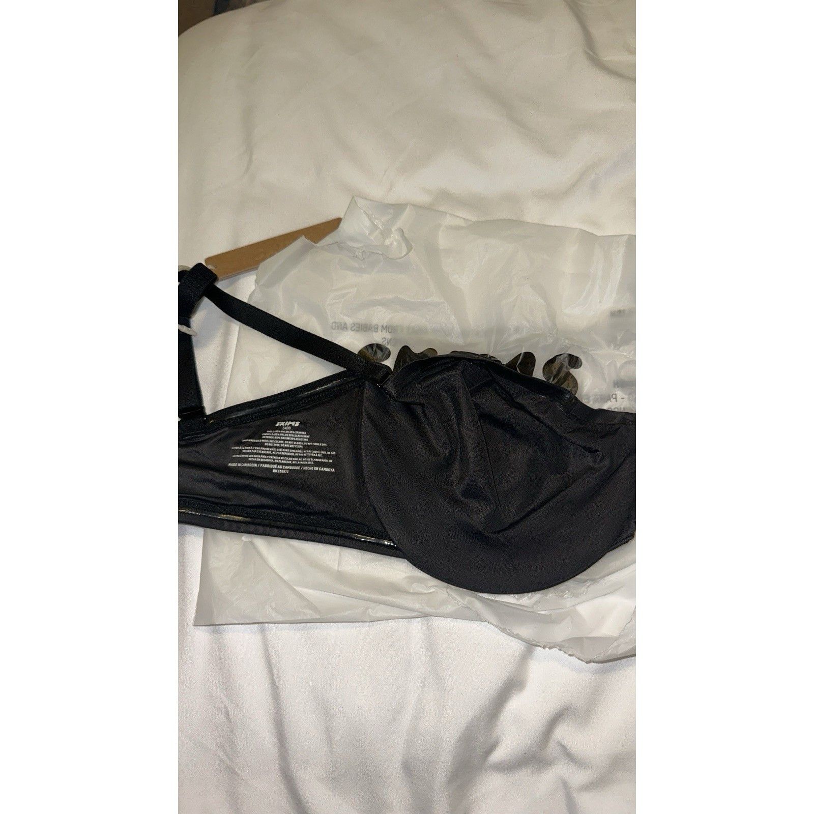 SKIMS NWT SKIMS SMOOTHING UNLINED STRAPLESS BRA Size ONE SIZE - 4 Thumbnail