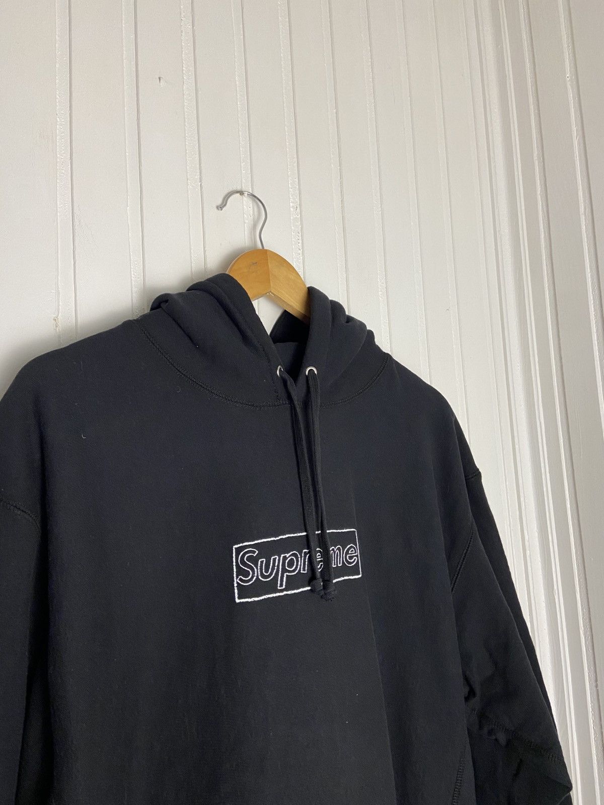 Kaws × Supreme New Supreme KAWS Chalk Logo Hooded Black Rare Size L Size US L / EU 52-54 / 3 - 2 Thumbnail