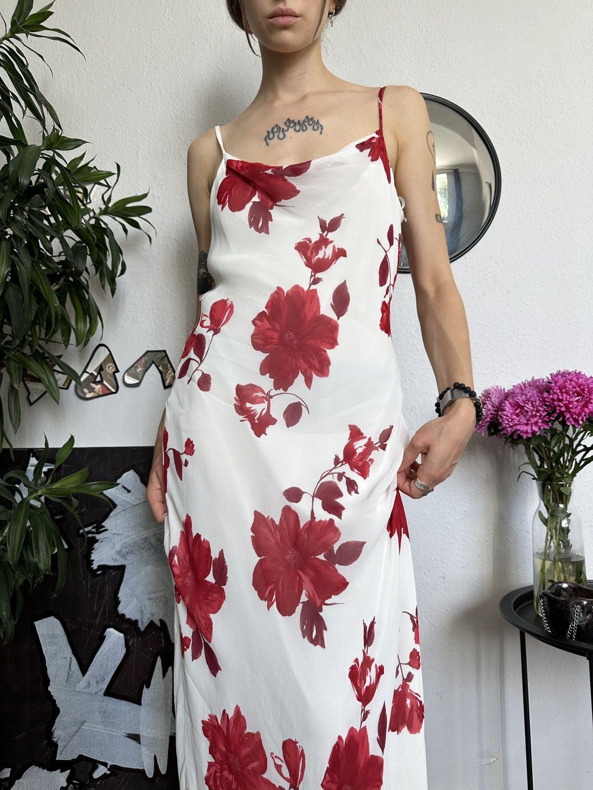 Beauty Beast Stunning evening vintage rose floral mesh cowl maxi dress Size M / US 6-8 / IT 42-44 - 2 Thumbnail