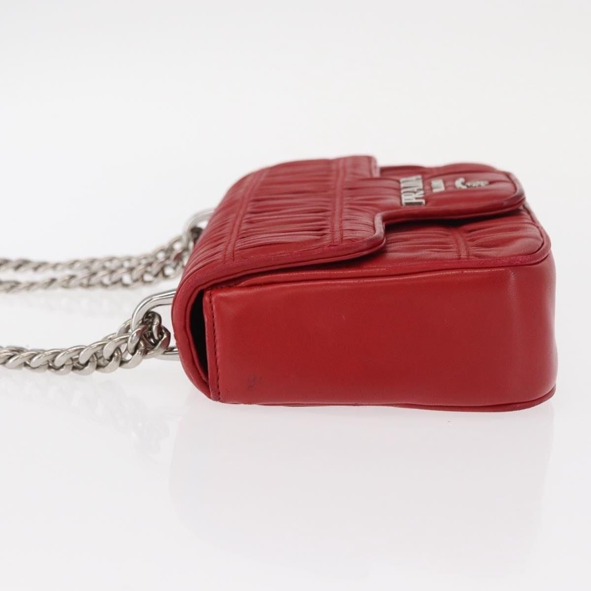 Prada Prada Leather Chain Nappa Goful Shoulder Bag Red Size ONE SIZE - 4 Thumbnail