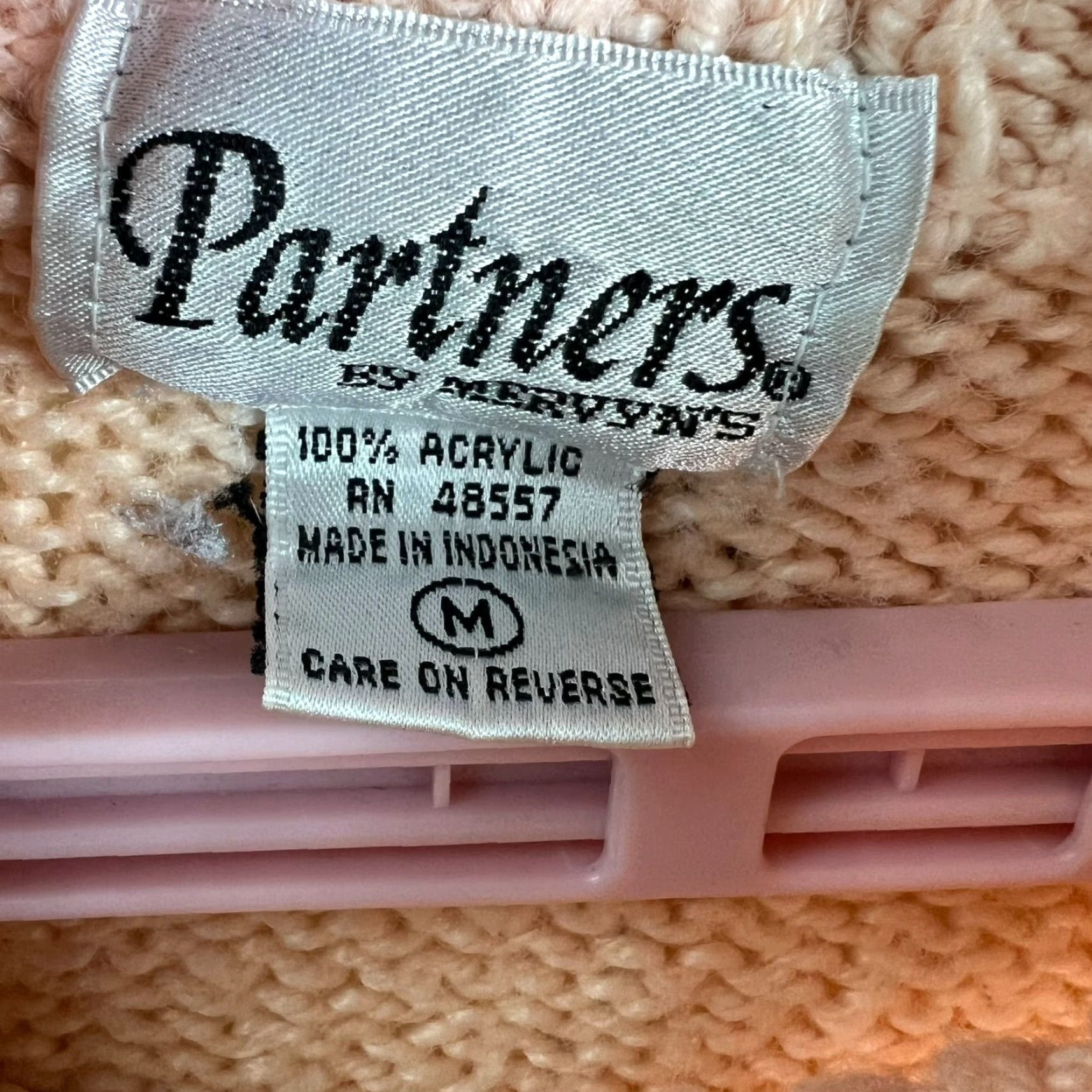 Vintage Partners Sweater Acrylic Cable Knit High Neck Peach/Ivory size M Womens Size M / US 6-8 / IT 42-44 - 5 Thumbnail