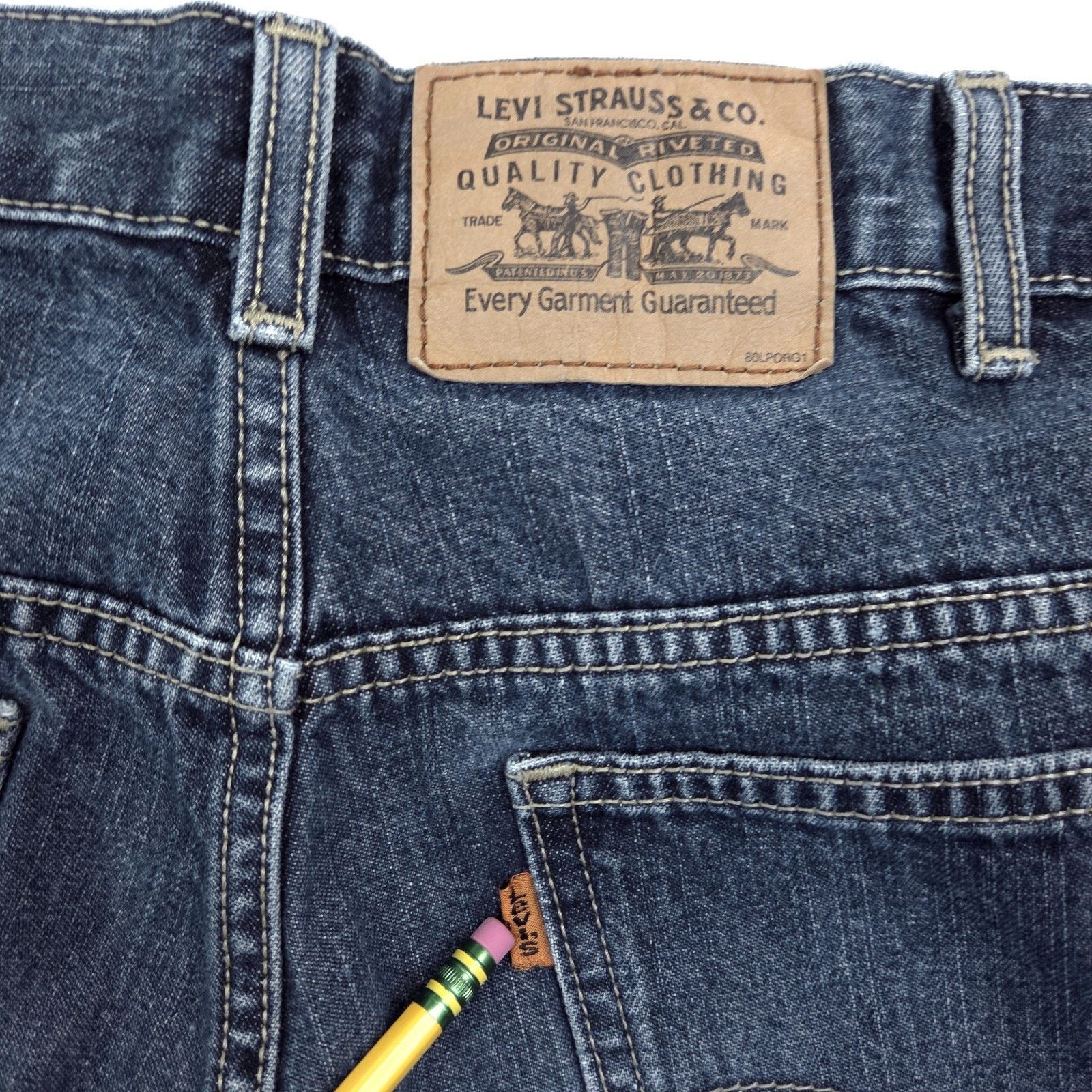 Levi's Levis 505 Jeans Mens 35x33 Vintage Orange Tab Made In USA Size US 35 - 9 Thumbnail