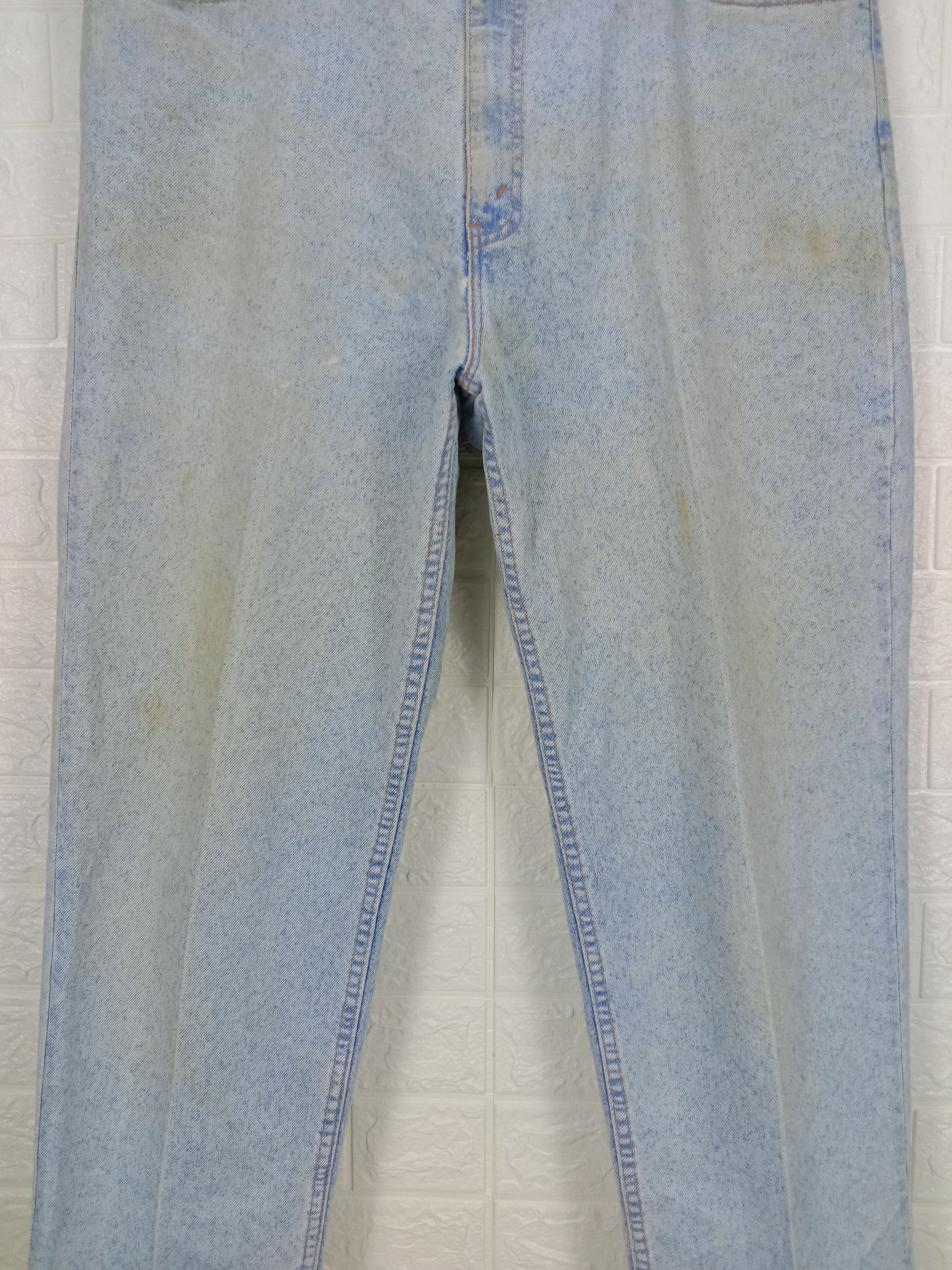 Levi's Vintage 90s Levi's 540 Jeans Light Wash Relaxed Fit Denim Size US 39 - 3 Thumbnail