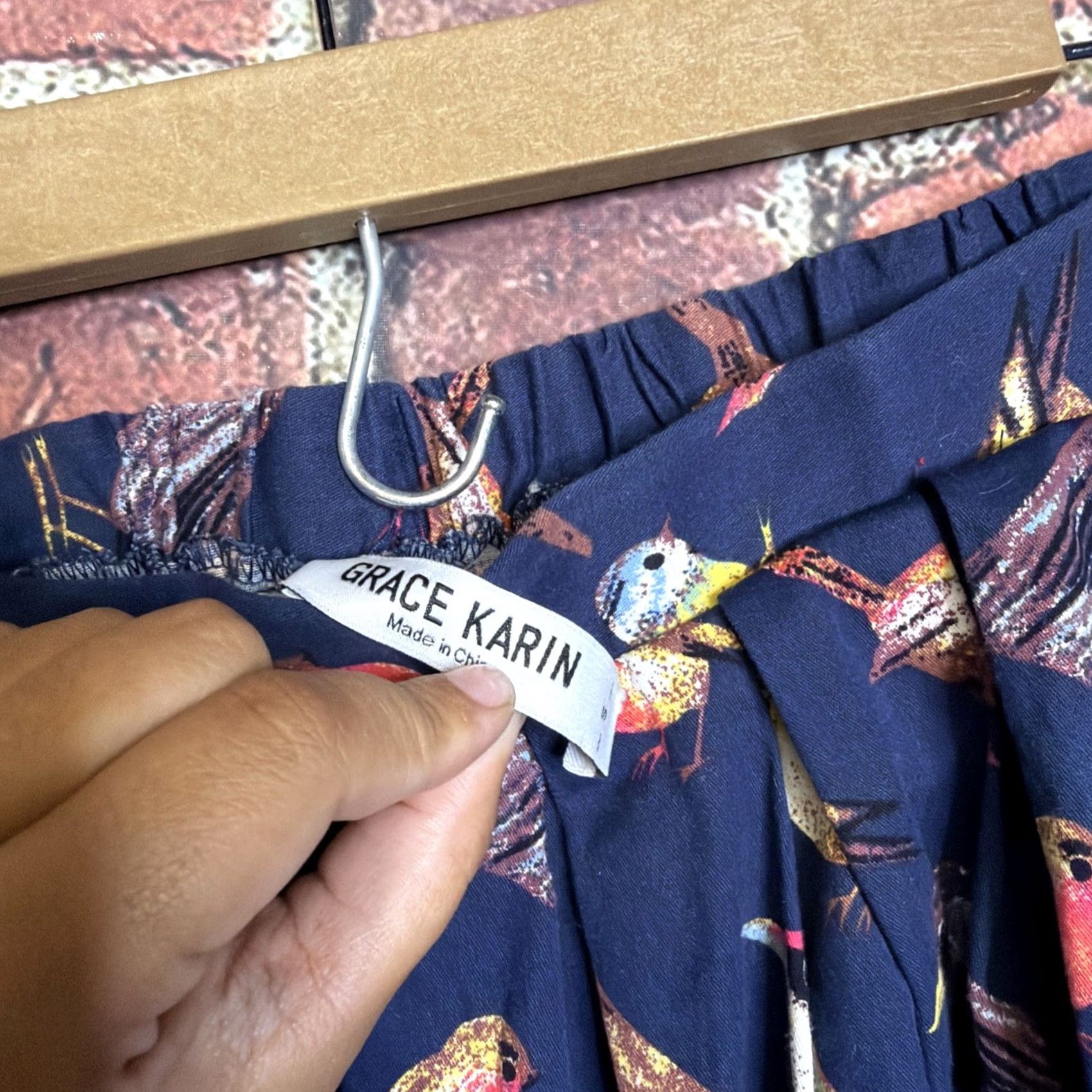 Vintage VINTAGE Womens Grace Karin All Over Bird Print Skirt Sz Small Pockets Size 28" / US 6 / IT 42 - 2 Thumbnail