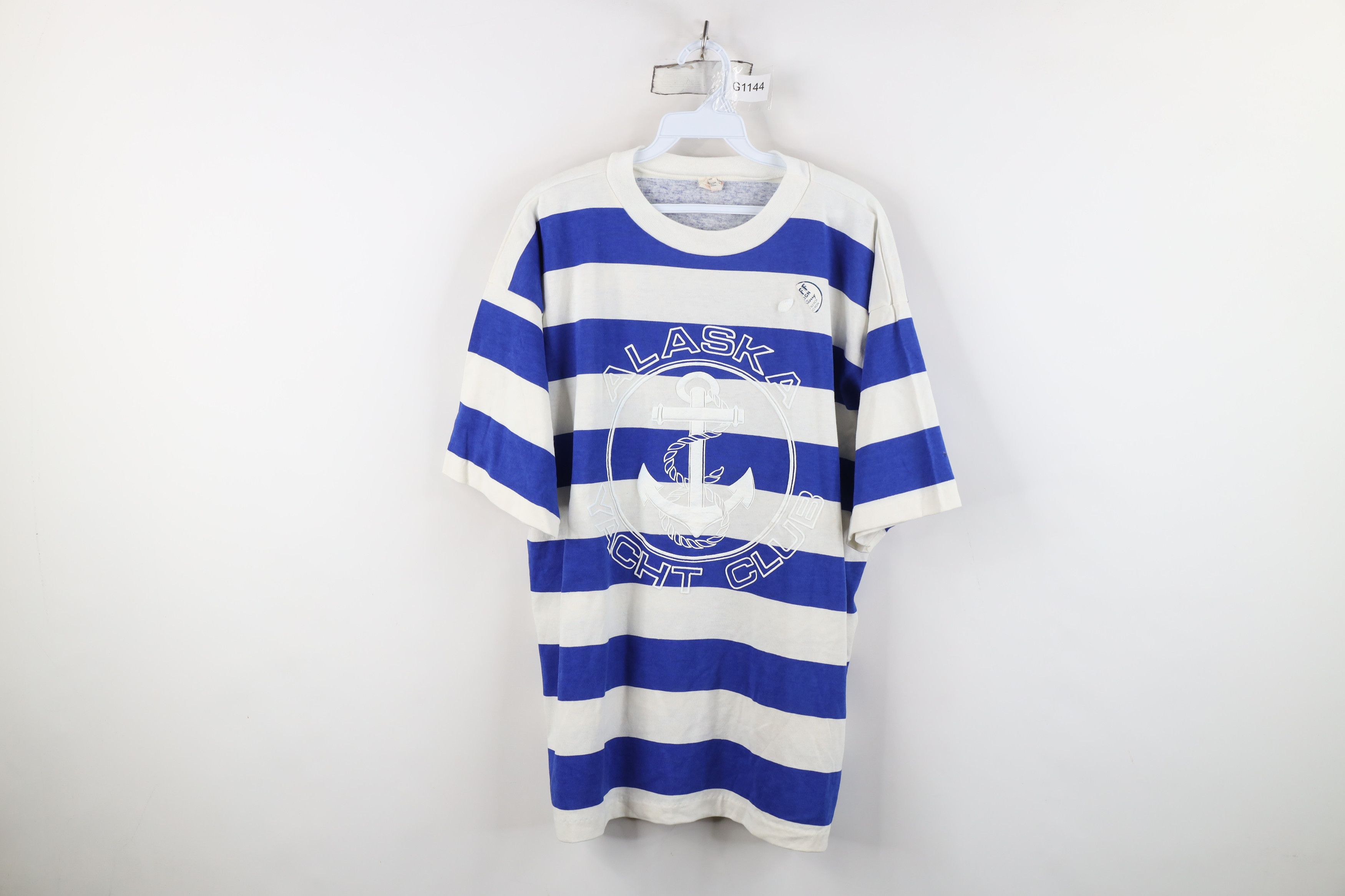 Vintage Deadstock Vintage 90s Streetwear Club Puff Paint T-Shirt Size US L / EU 52-54 / 3 - 1 Thumbnail