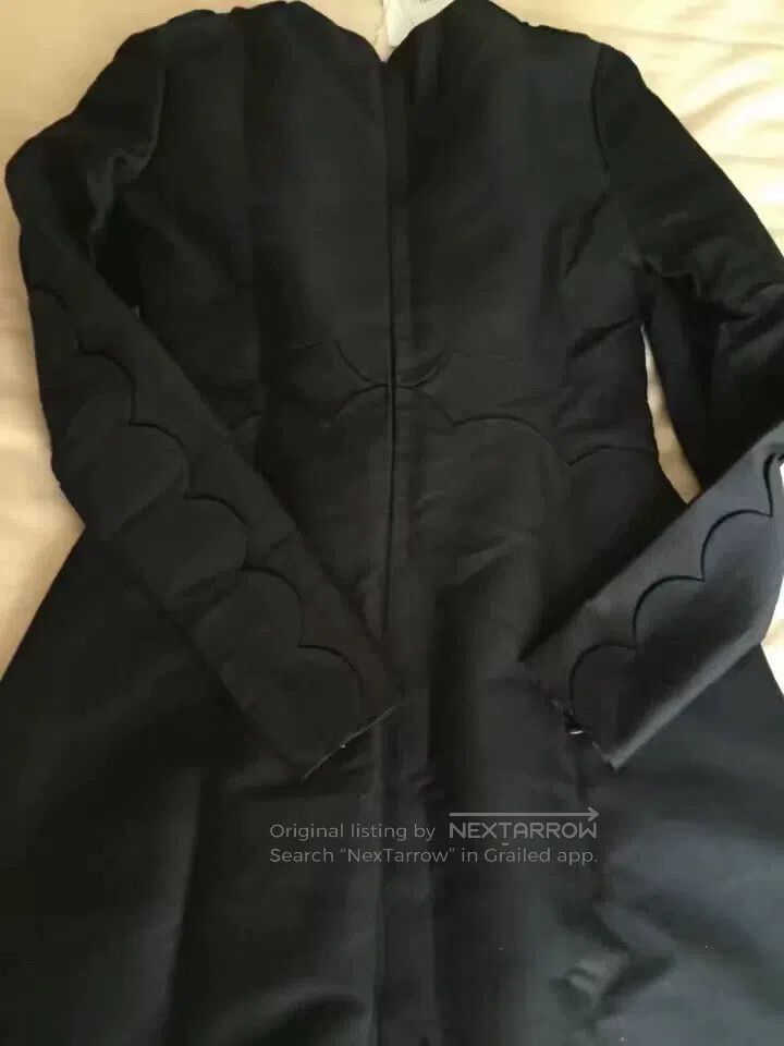 Valentino Valentino dress Size M / US 6-8 / IT 42-44 - 3 Thumbnail