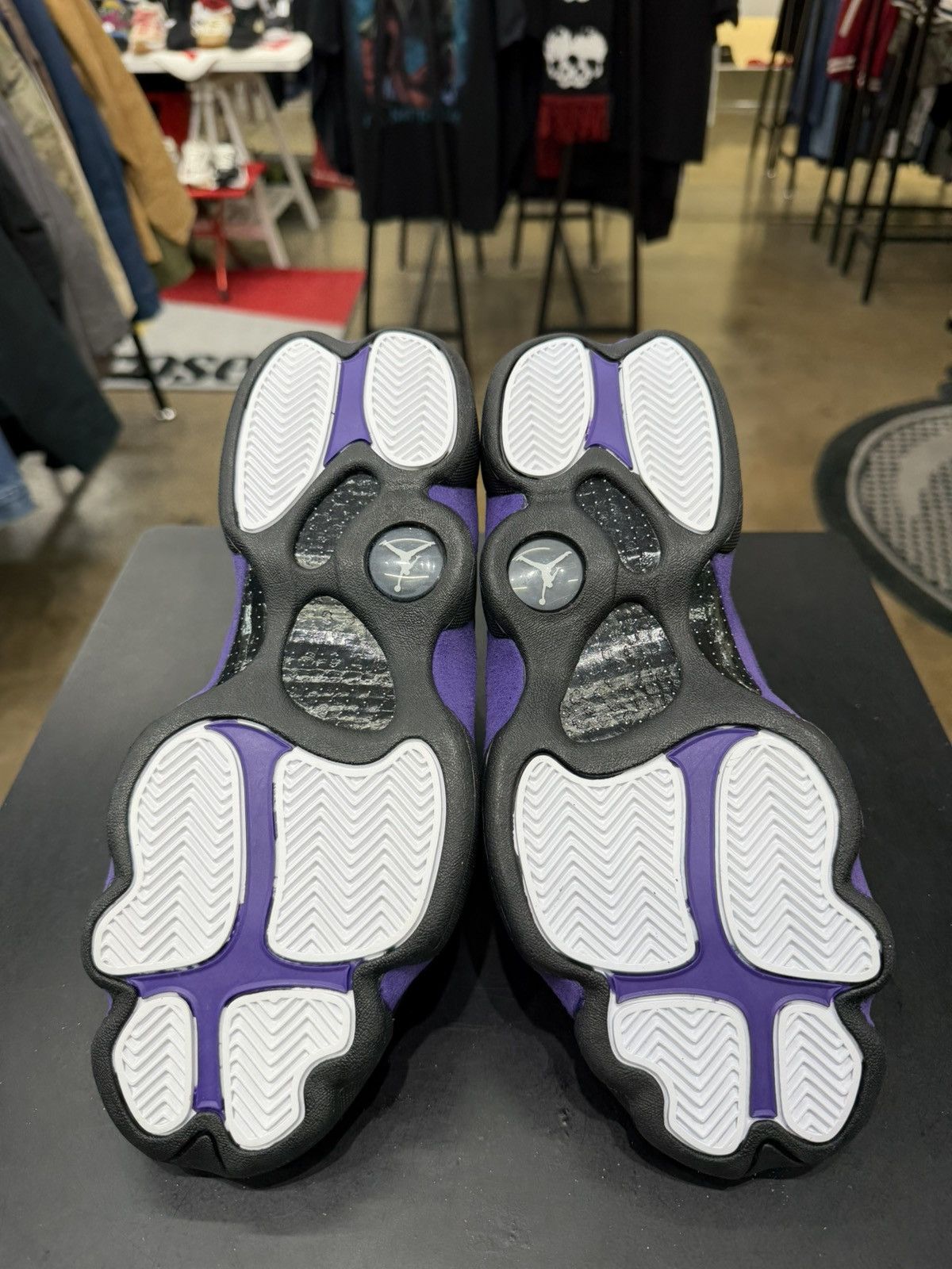 Jordan Brand Air Jordan 13 Court Purple Size 9 (2022) Size US 9 / EU 42 - 9 Thumbnail