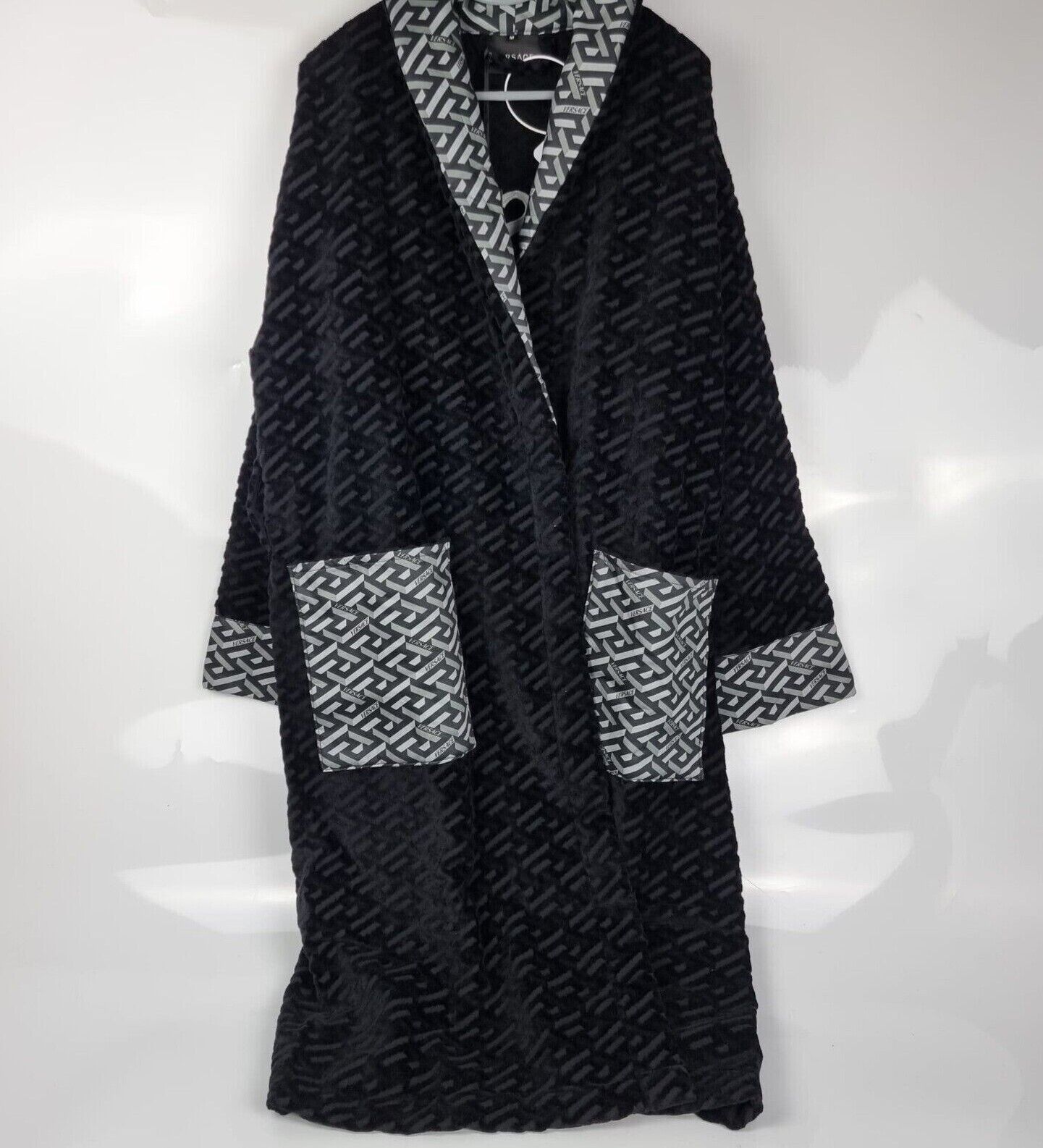 Image of Versace Greca Print Black Bathrobe New, Men's (Size XL)