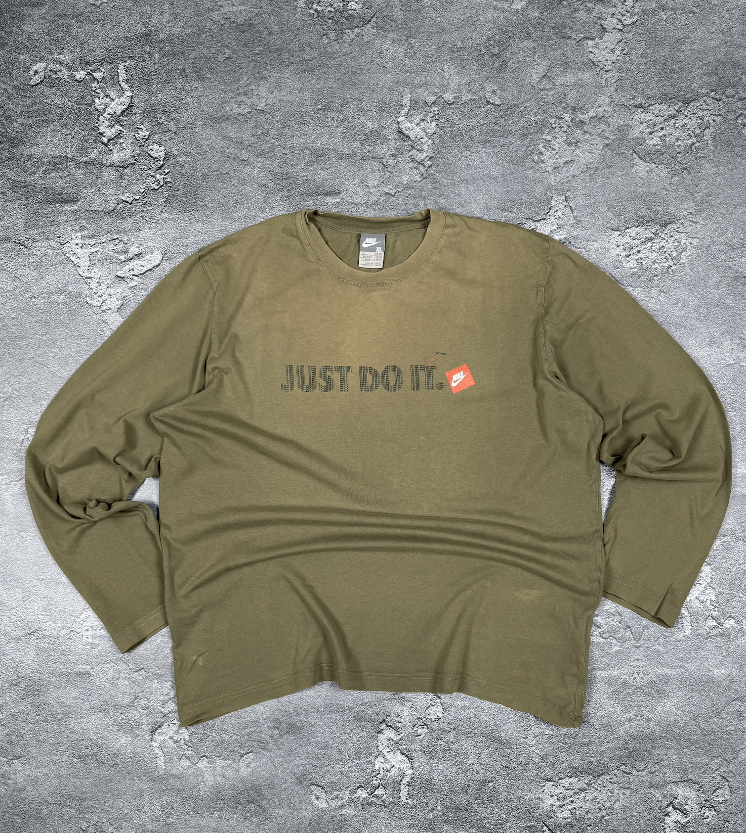 Nike Faded Y2K Nike Air Long Sleeve Size XL Streetwear 90s Size US XL / EU 56 / 4 - 1 Thumbnail