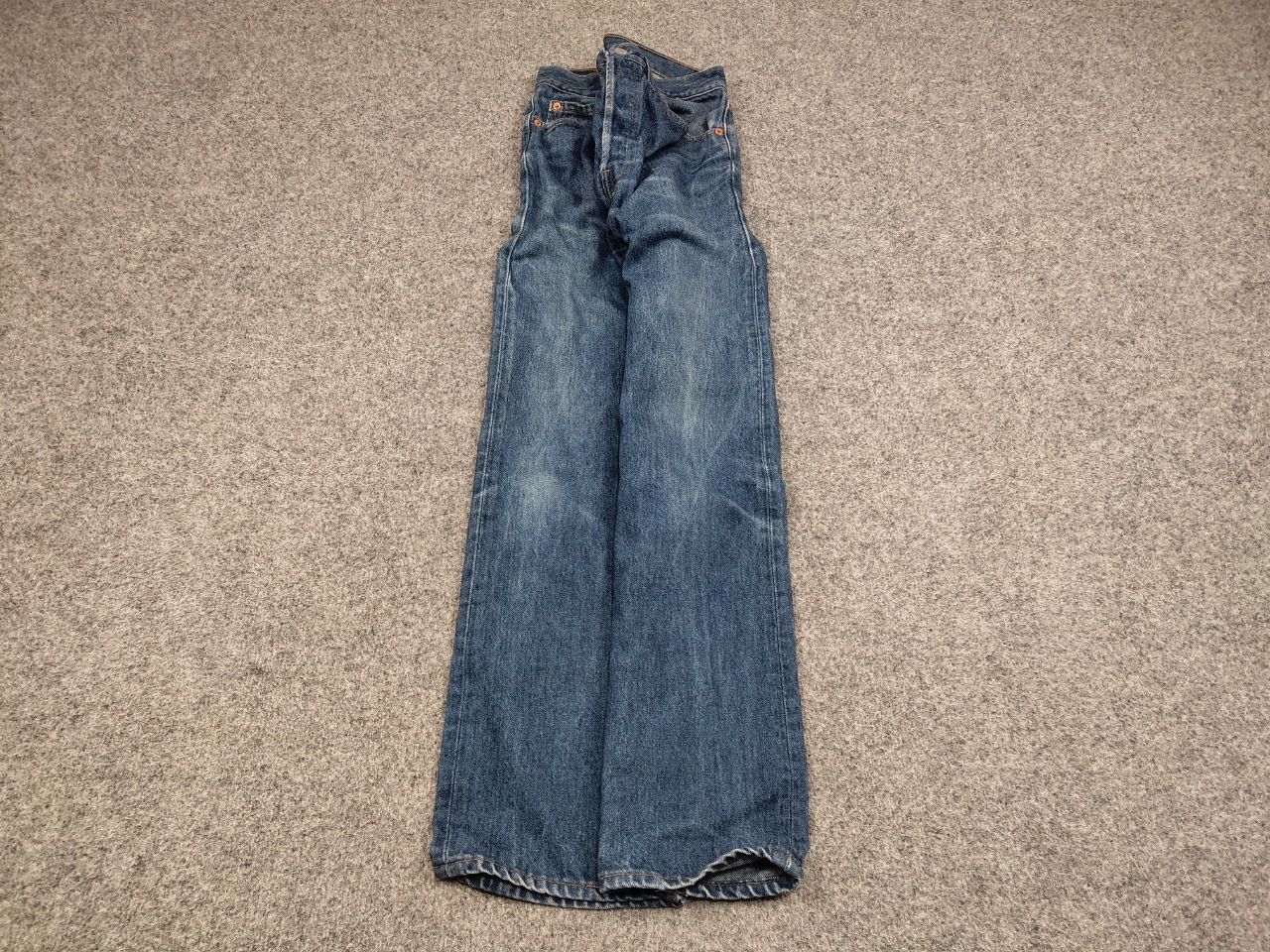 Levi's Vintage 90's levis 501 Distressed Faded Denim Jeans usa Size US 31 - 2 Thumbnail