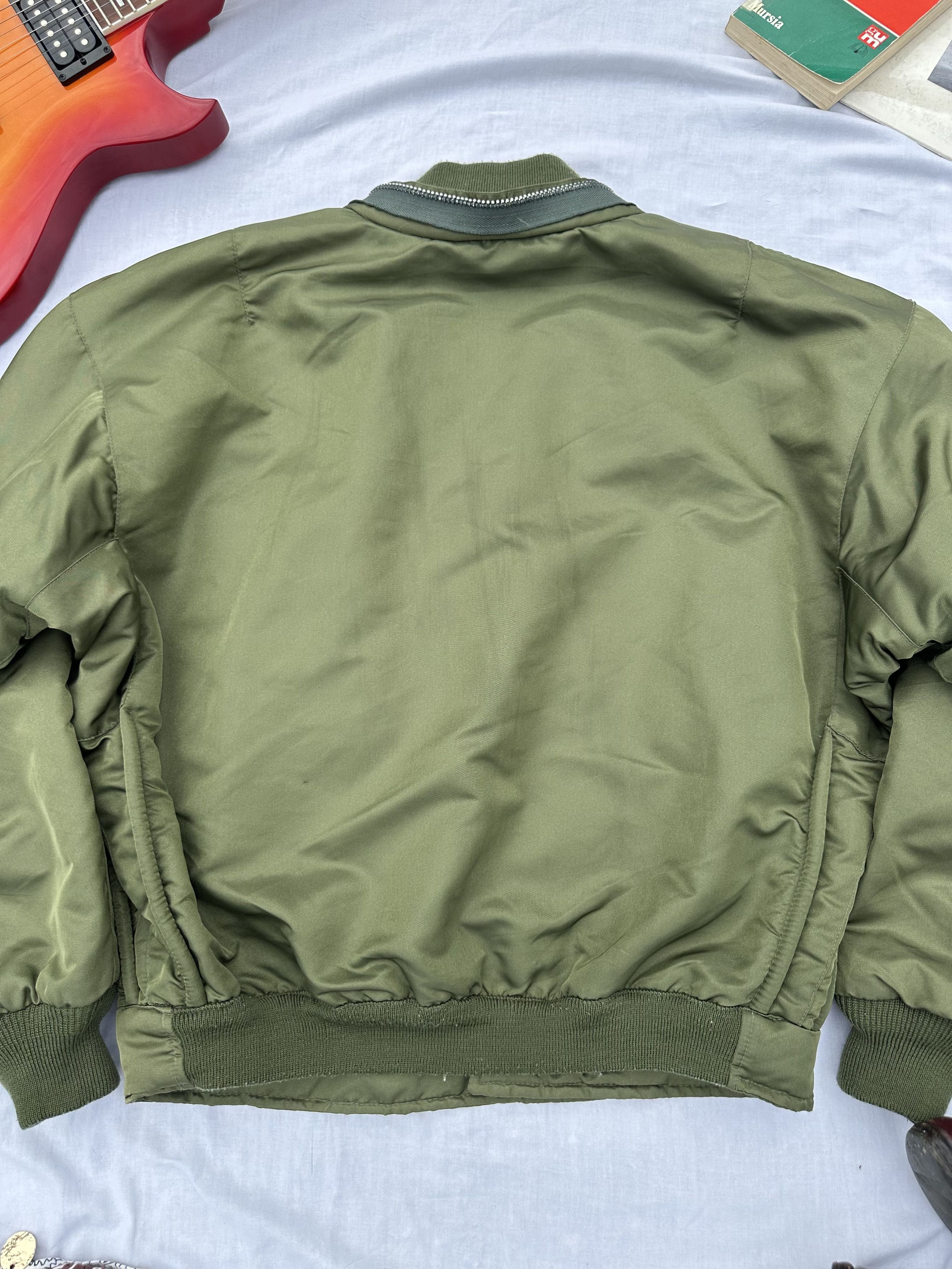 Vintage US Navy MA-1 Bomber Flight Jacket 1980s M Size US M / EU 48-50 / 2 - 11 Thumbnail