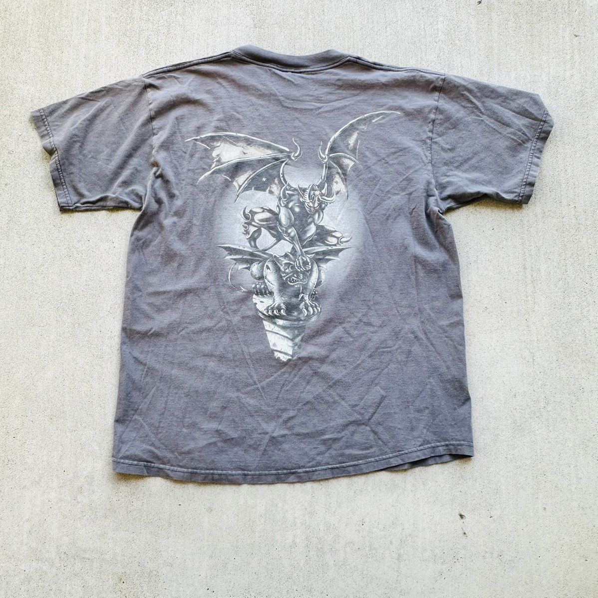 Tultex Vintage Guardians Pacific Islands T Shirt Gargoyle Graphic Size US XL / EU 56 / 4 - 1 Thumbnail