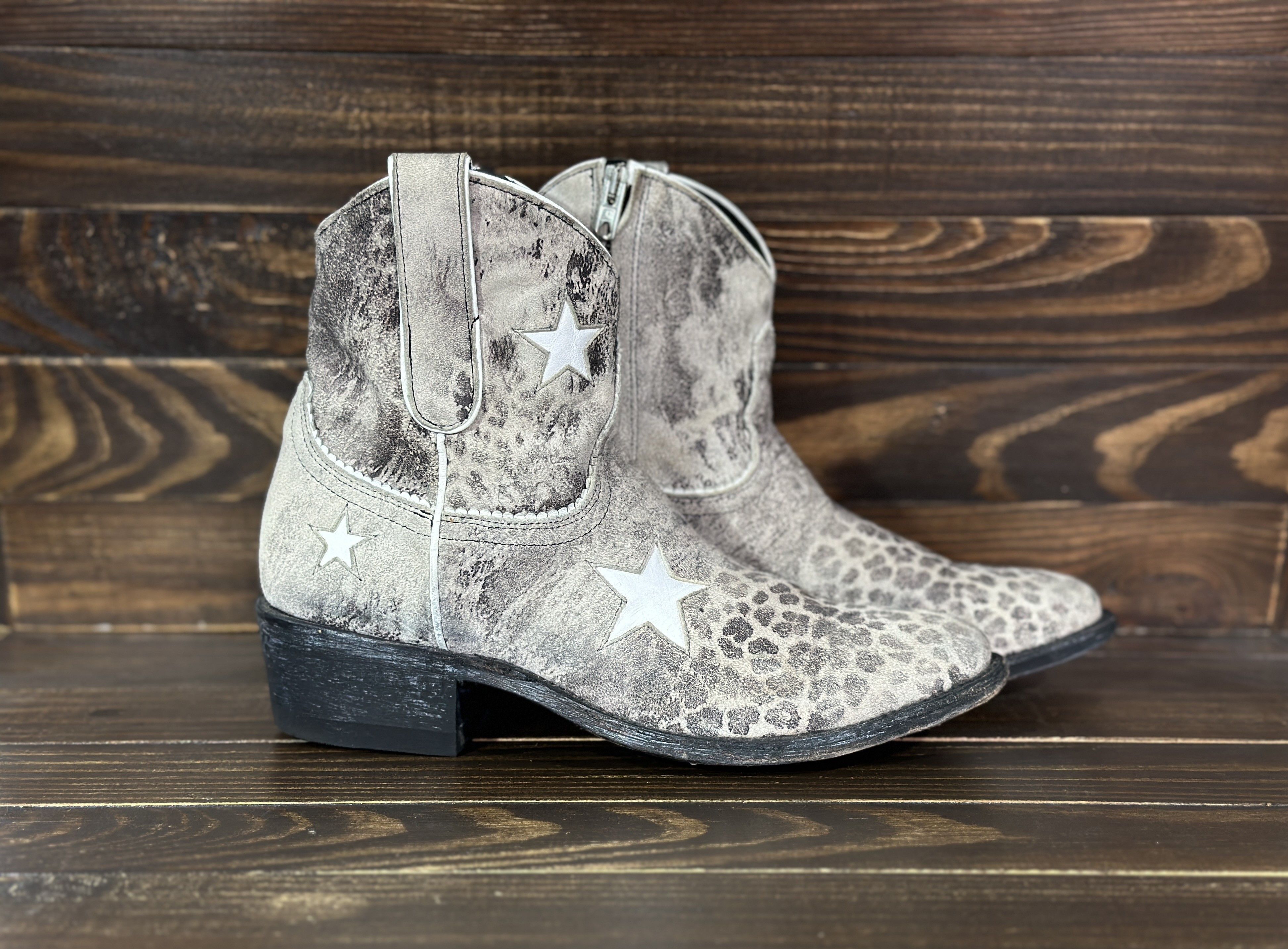 Mexicana MEXICANA TRISTAR 7 Black Grey LEOPARD Boots Made In Mexico Size US 8 / IT 38 - 1 Thumbnail