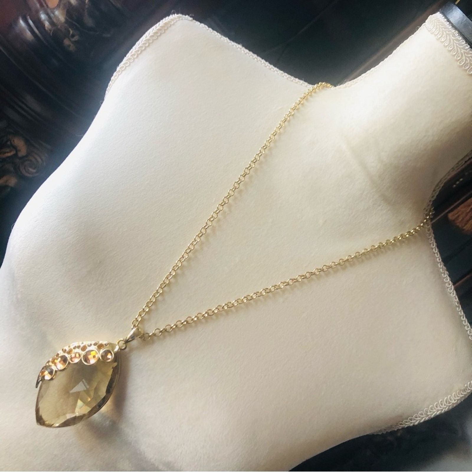 Jewelry Large marquis faceted light brown topaz crystal necklace NWT Size ONE SIZE - 2 Thumbnail